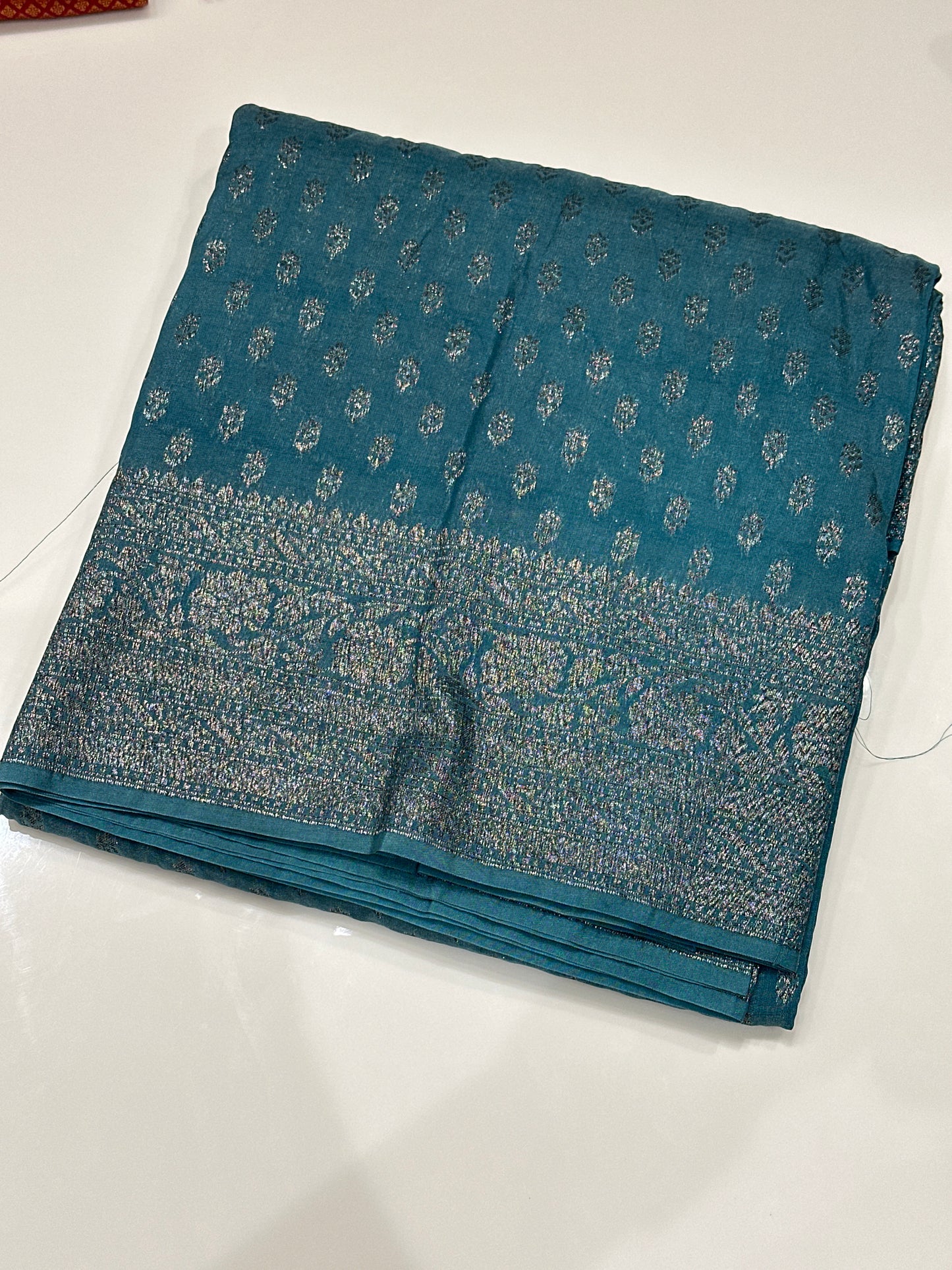 OFFER SALES SAREES - IHA 27137