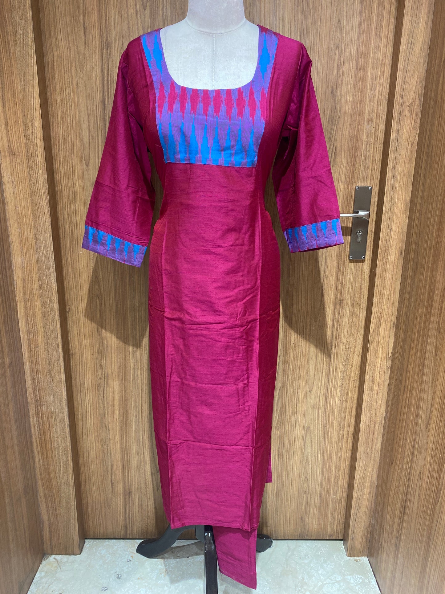 OFFER SALES TOP AND BOTTOM - IHA 27057
