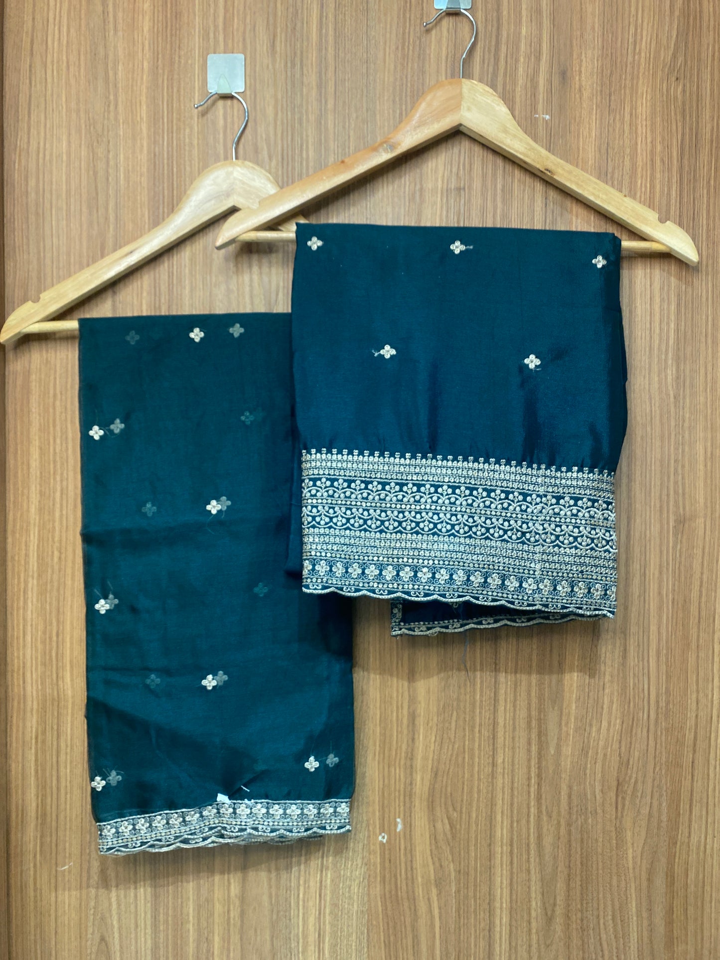 OFFER SALES UNSTITCHED SALWAR SUITS - IHA 26820
