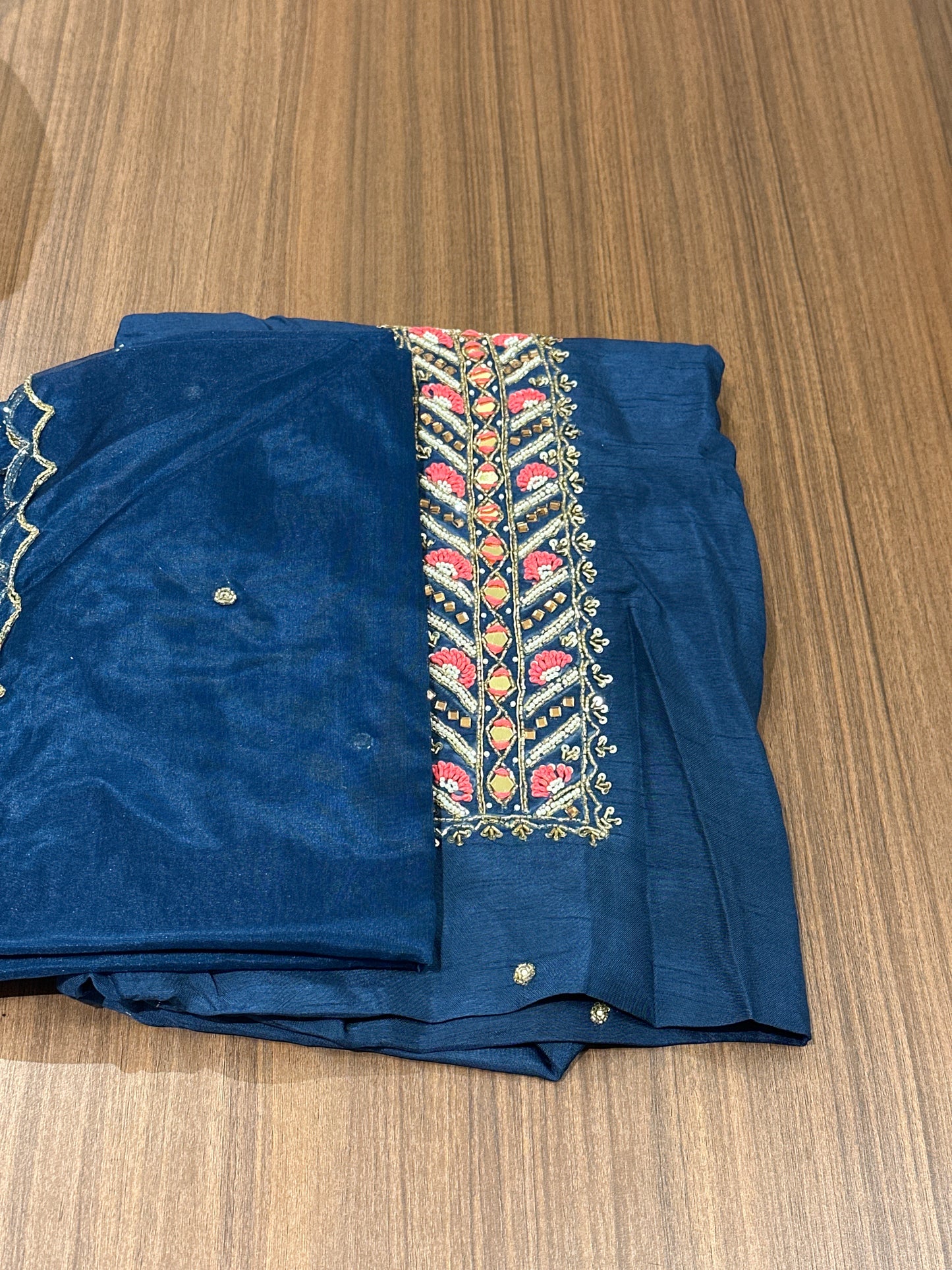 OFFER SALES UNSTITCHED SALWAR SUITS -  IHA 33920