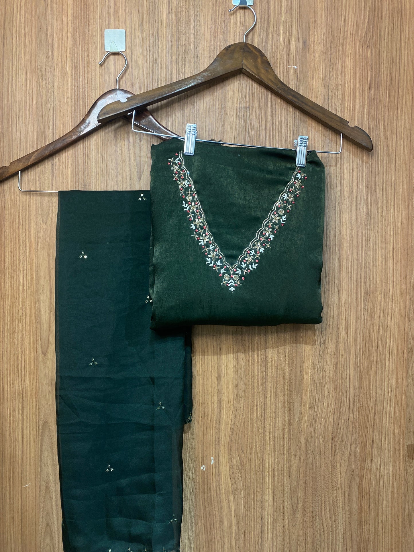 OFFER SALES UNSTITCHED SALWAR SUITS - IHA 26820
