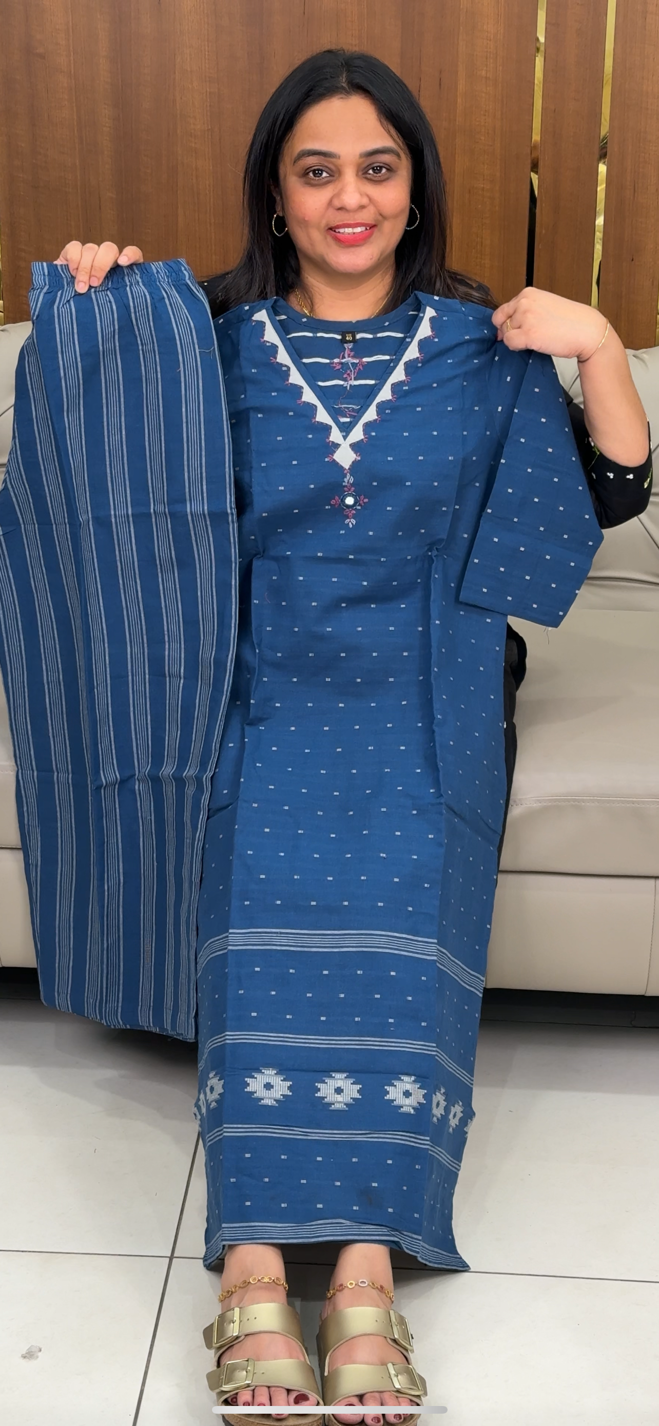 HAND LOOM COTTON TOP AND BOTTOM - IHA 29772