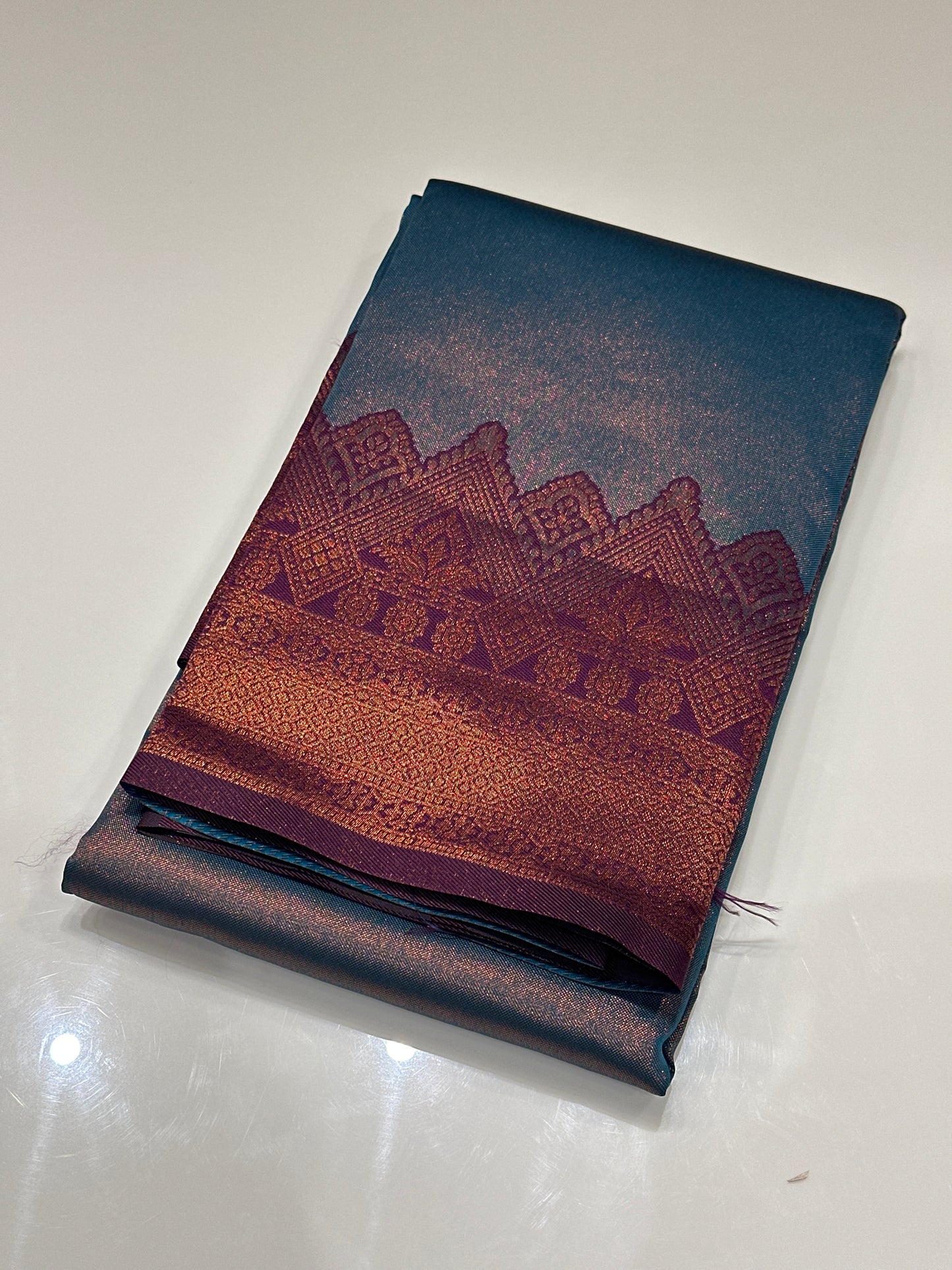 OFFER SALES SAREES - IHA 27182