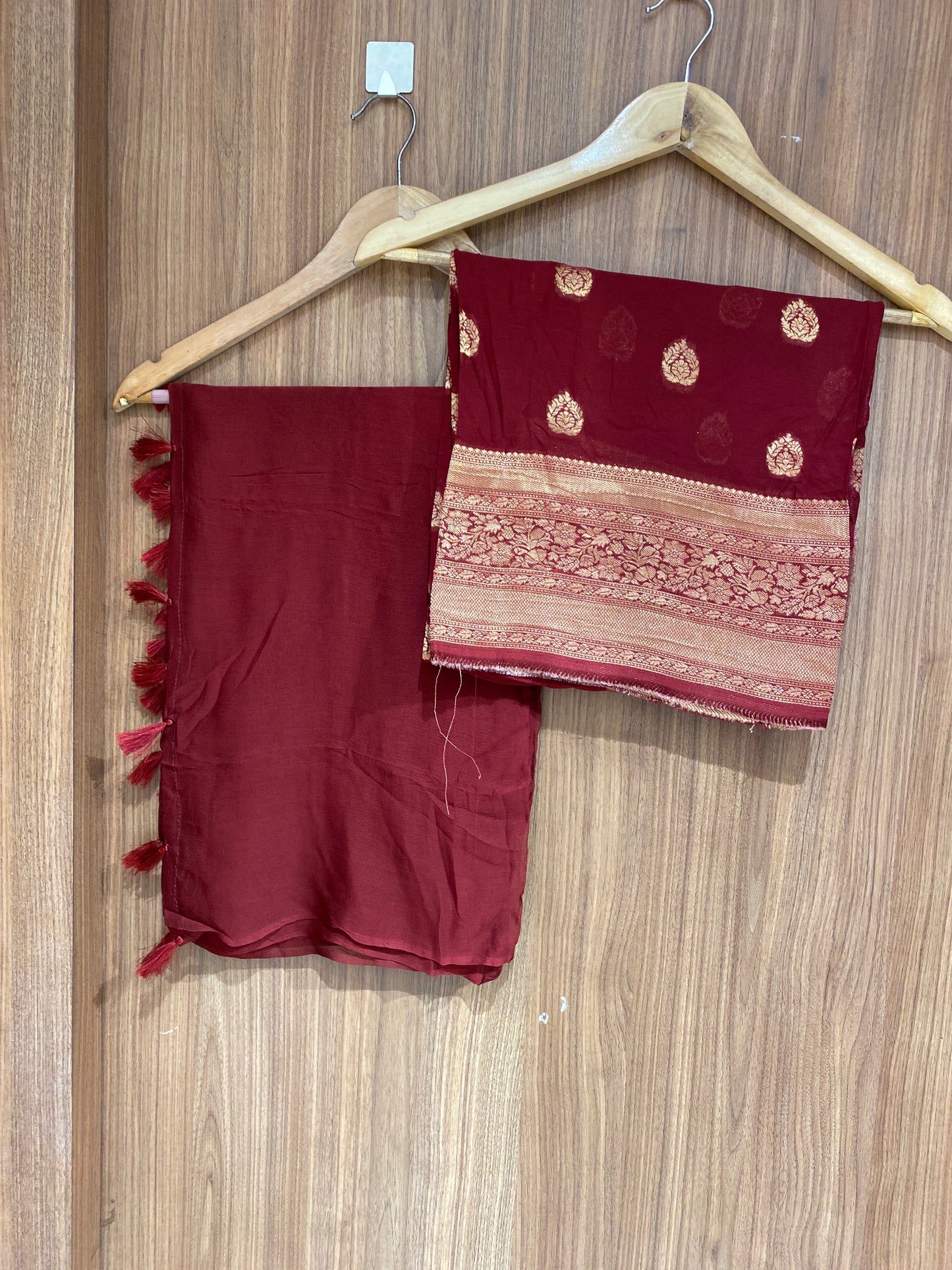 OFFER SALES UNSTITCHED SALWAR SUITS - IHA 26840