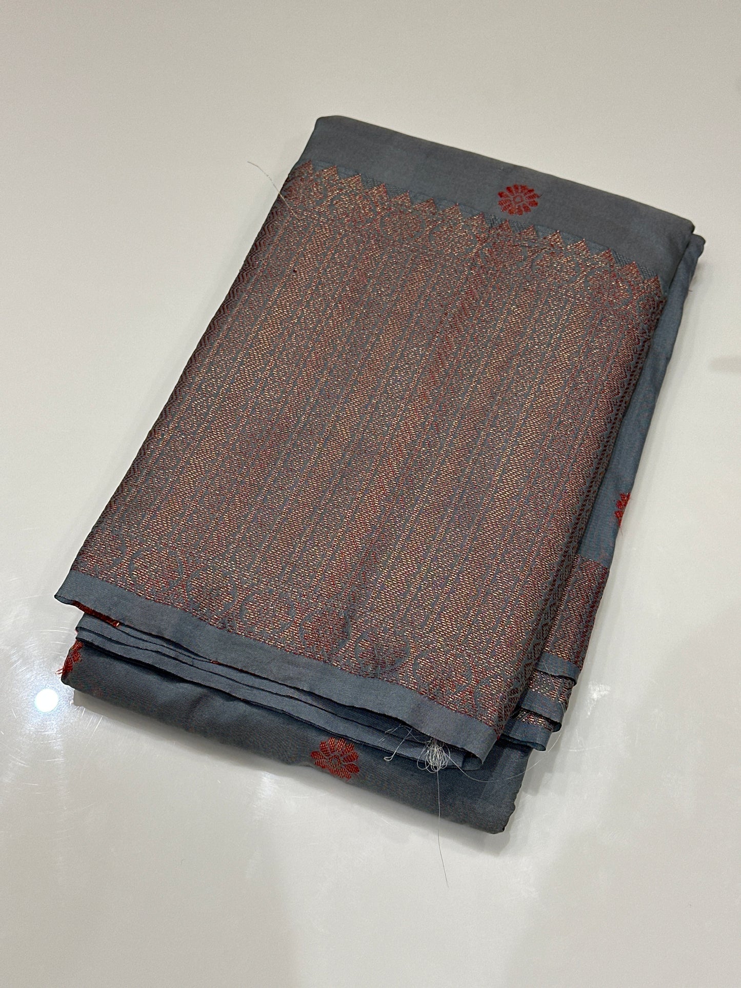 OFFER SALES SAREES - IHA 27182