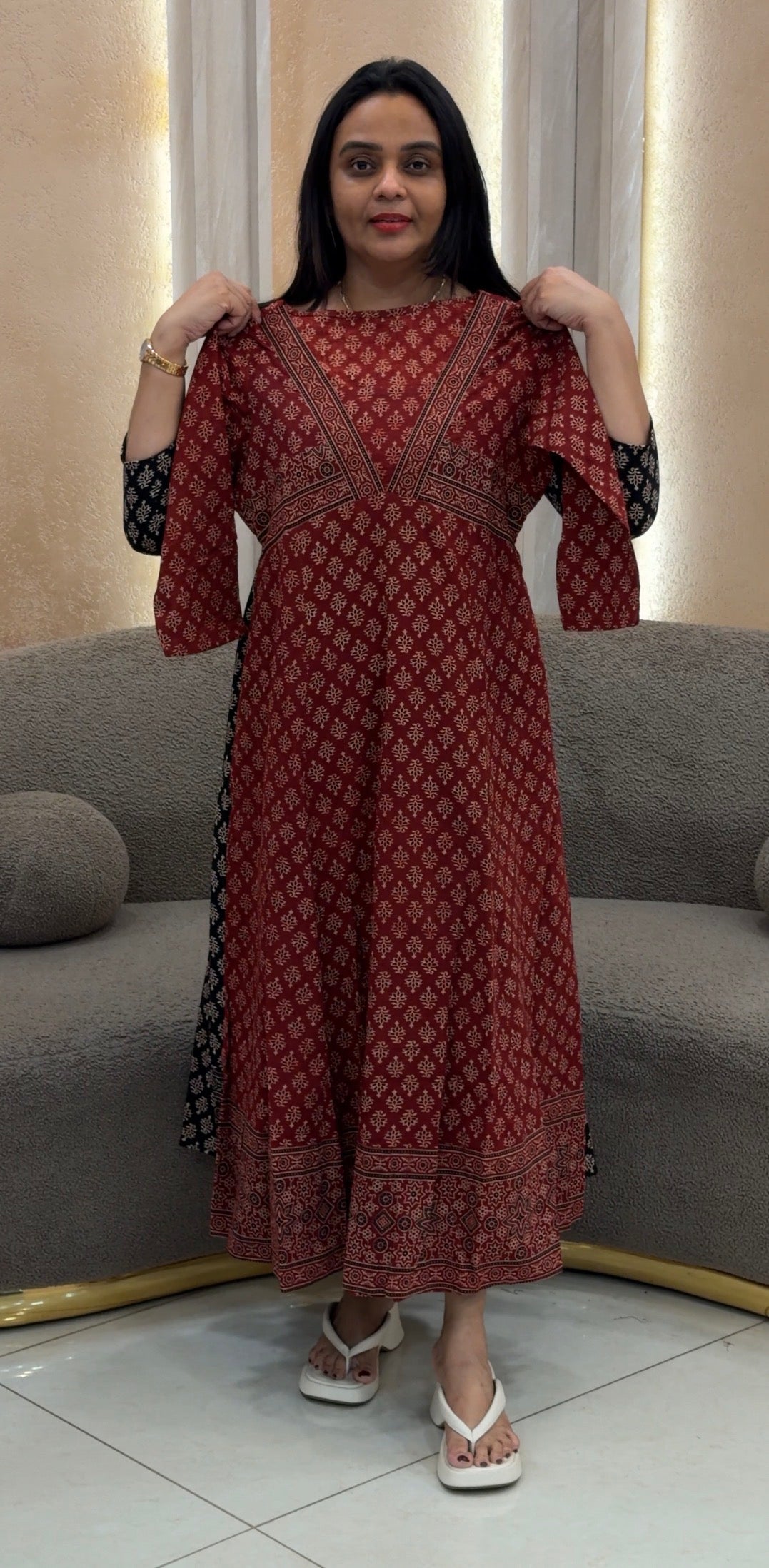 IHA'S IN-HOUSE PRINTED ALINE TOPS - IHA 32487