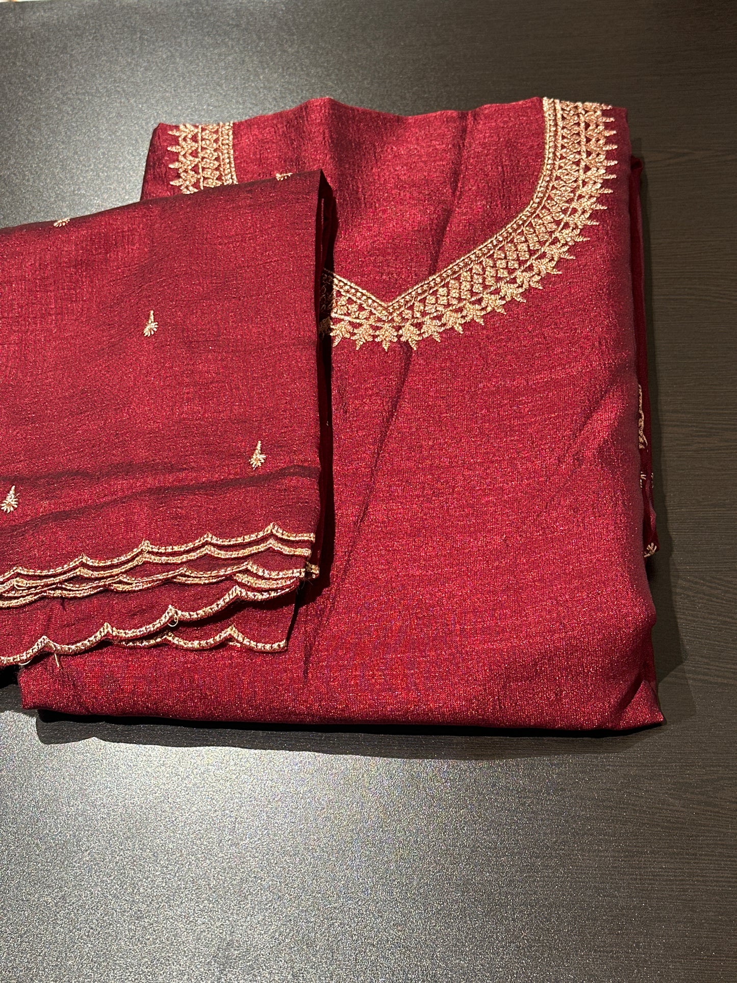 OFFER SALES UNSTITCHED SALWAR SUITS -  IHA 34204