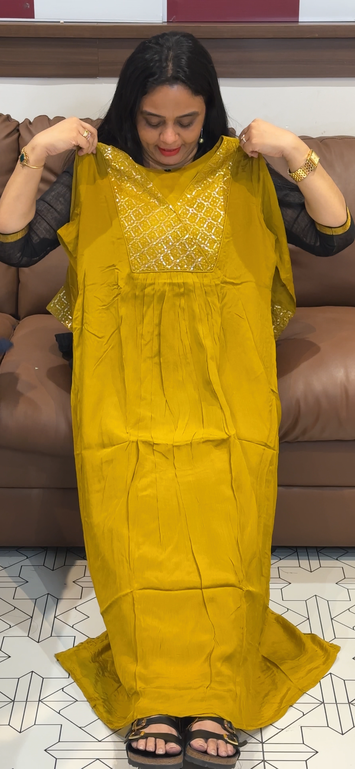OFFER SALES  TOPS - IHA 35655