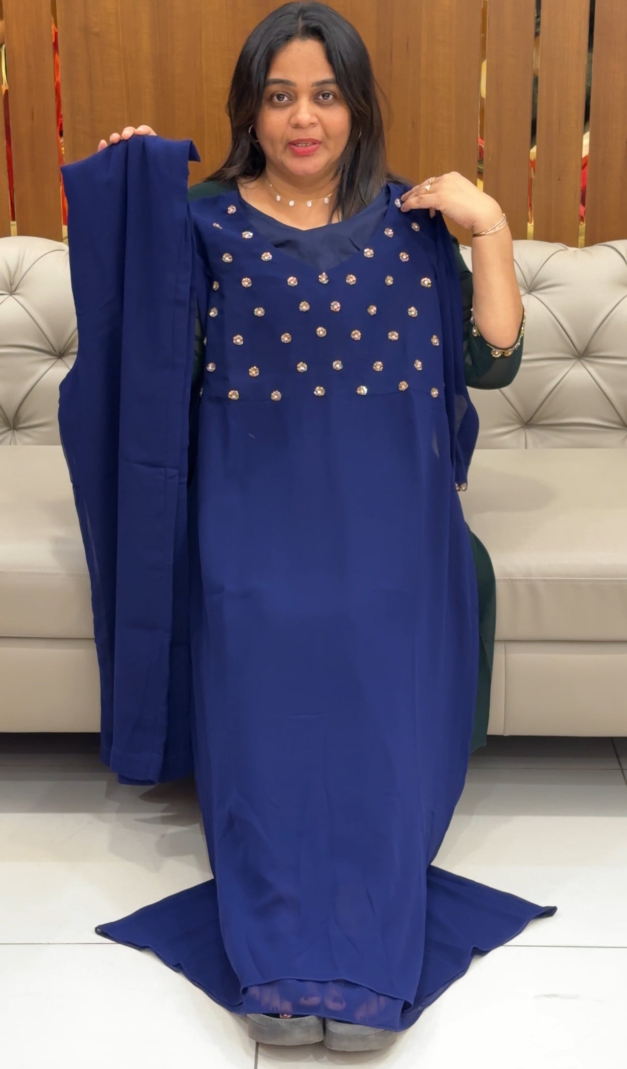 IHA'S IN-HOUSE TOP AND BOTTOM  - IHA 28378