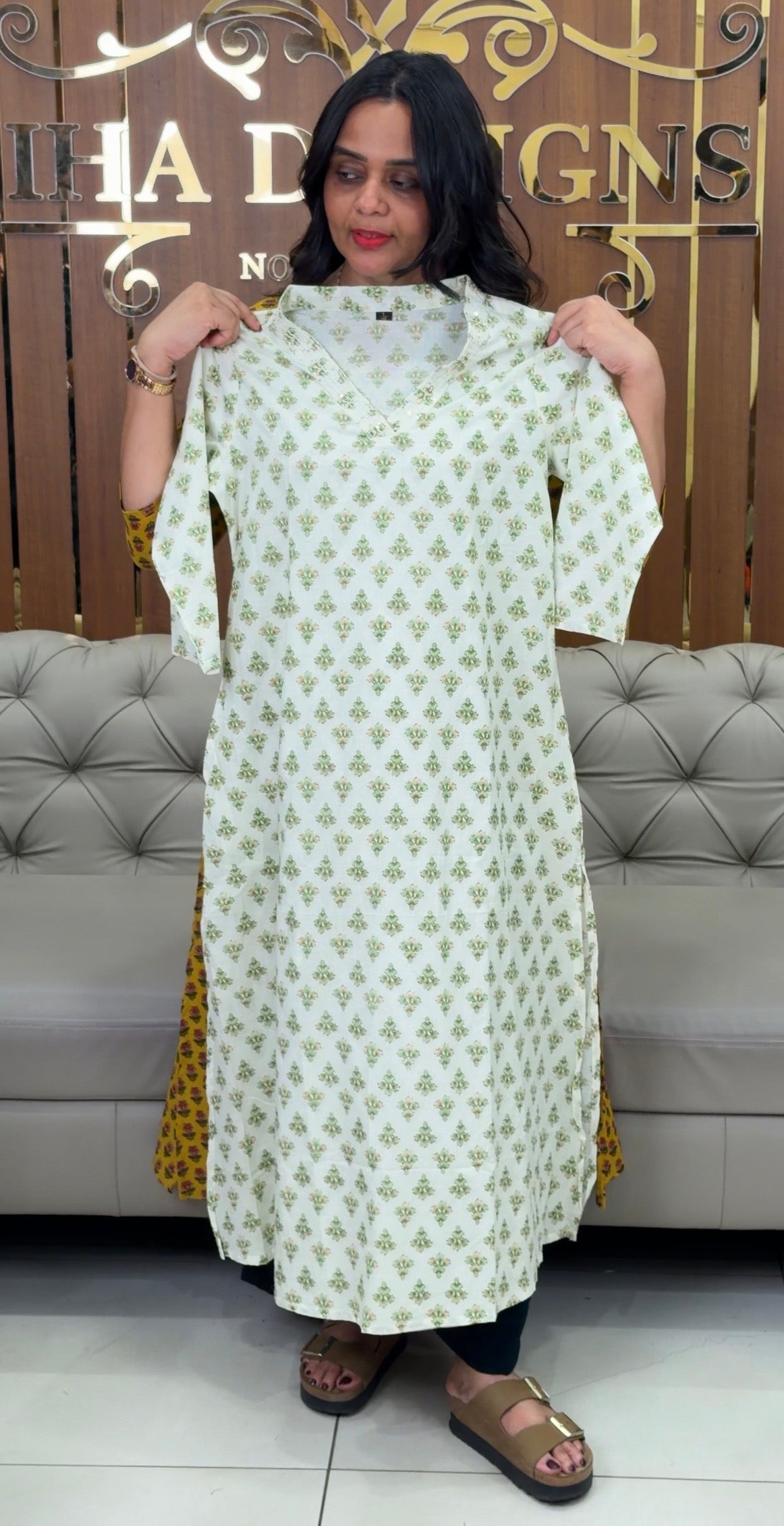 PRINTED COTTON TOPS - IHA 32522