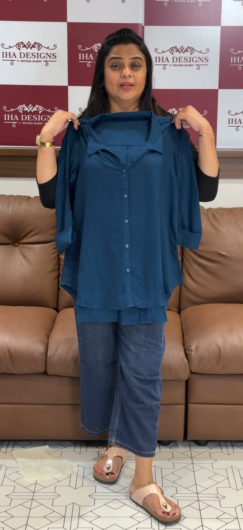 IHA'S IN-HOUSE SHORT TOPS - IHA 31400