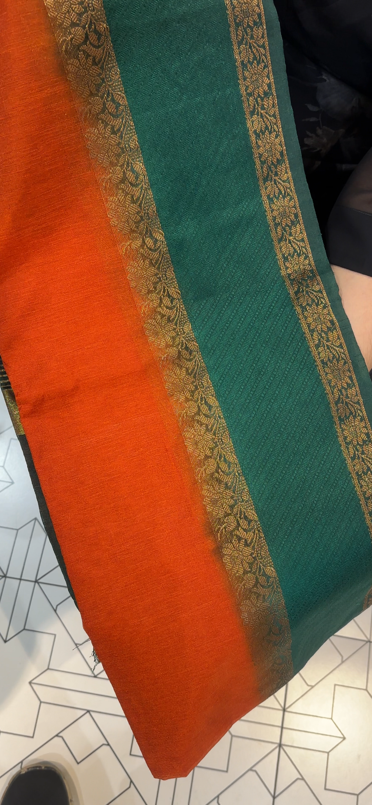 BANARASI SAREES - IHA 34994