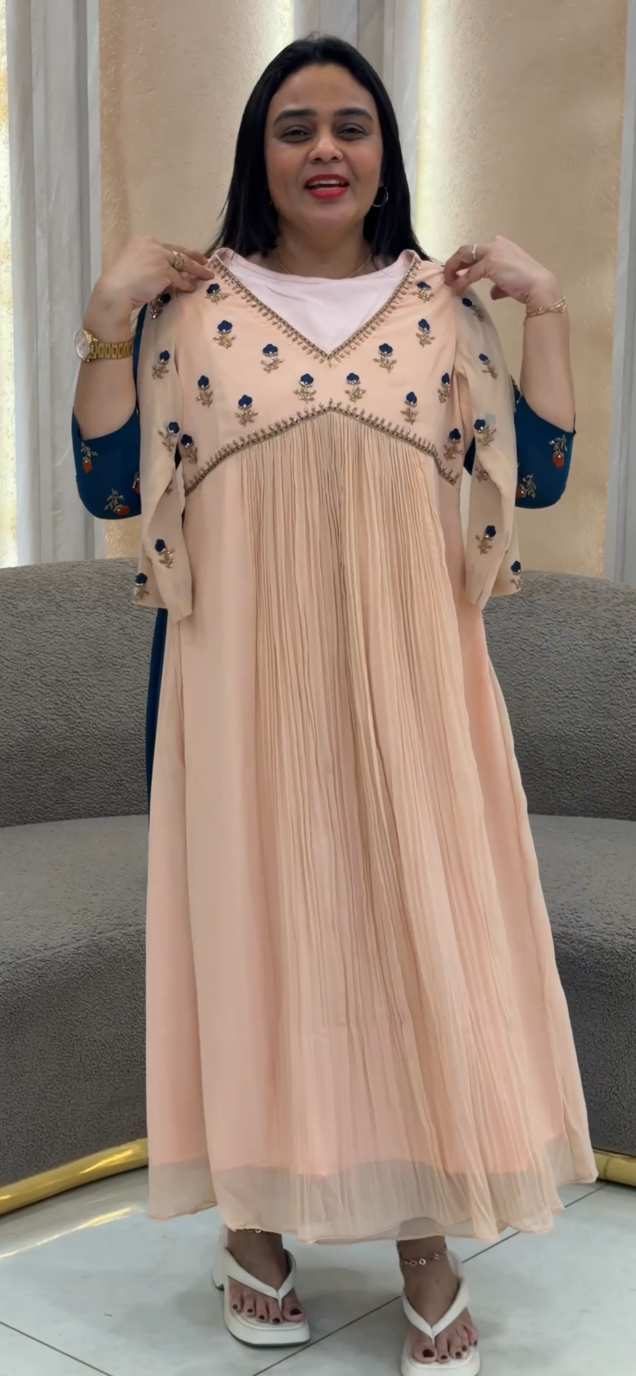IHA'S IN-HOUSE ALINE TOPS - IHA 33924