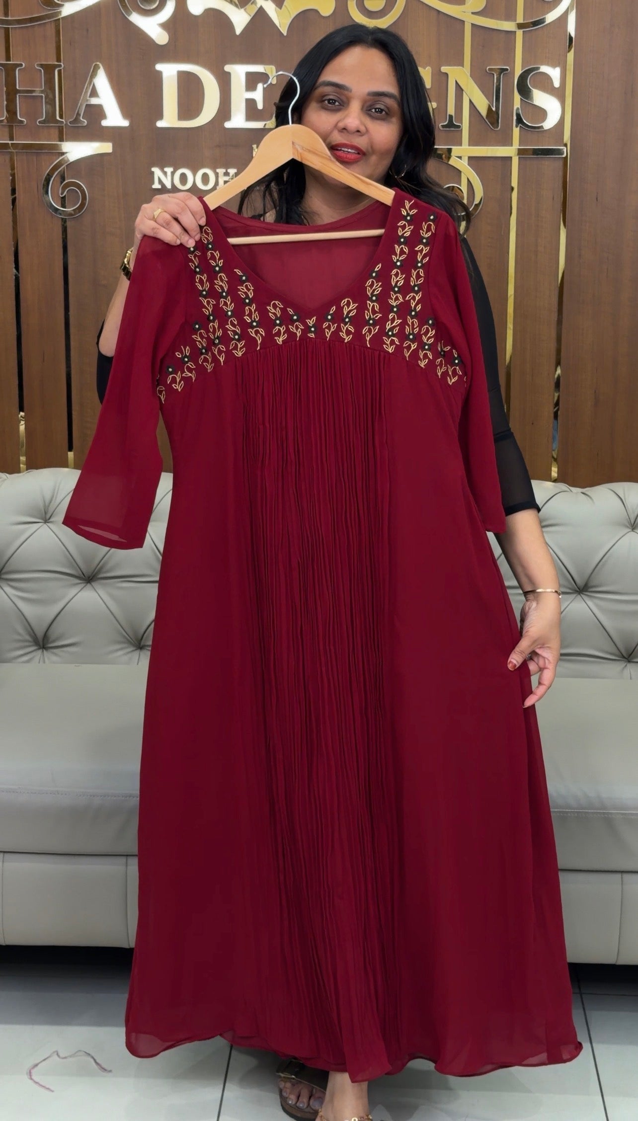 IHA'S IN-HOUSE DESIGNER ALINE TOPS - IHA 31049