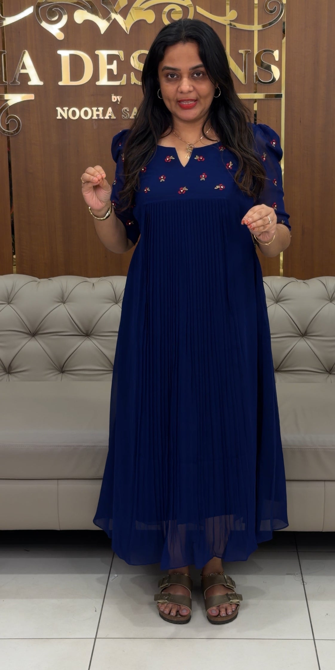 IHA'S IN-HOUSE ALINE TOPS - IHA 30855