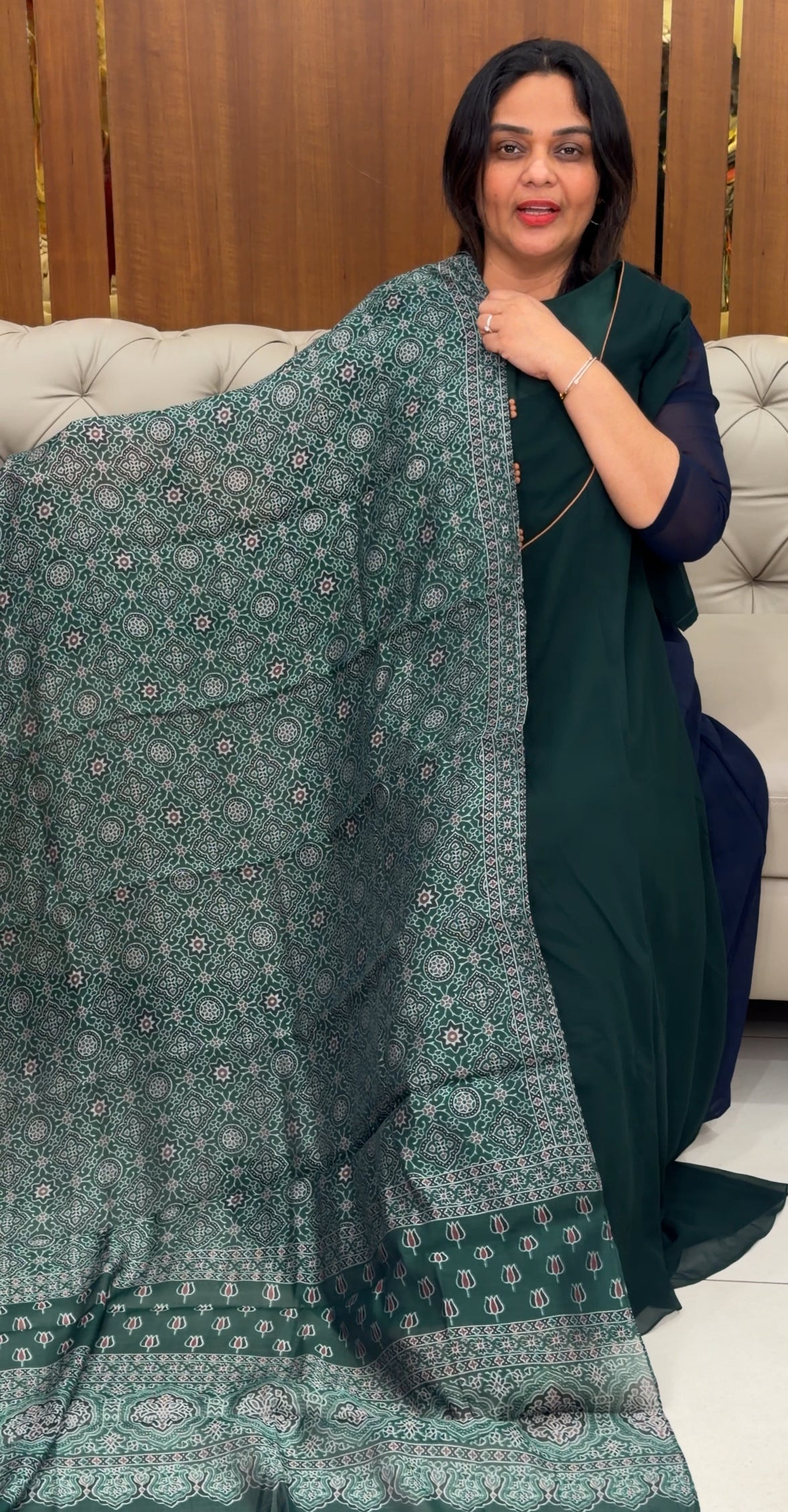 IHA'S IN-HOUSE GEORGETTE ALINE TOPS - IHA 30586