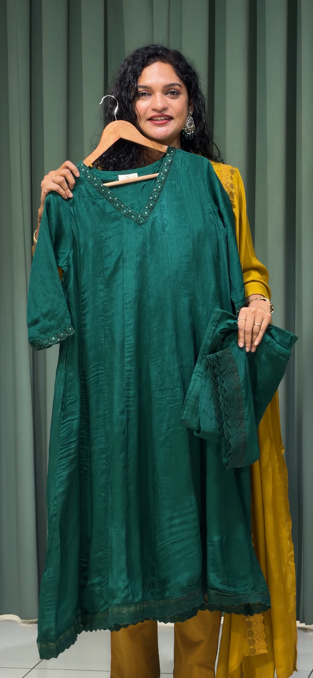 CHINON TOP, BOTTOM AND DUPATTA - IHA 35154
