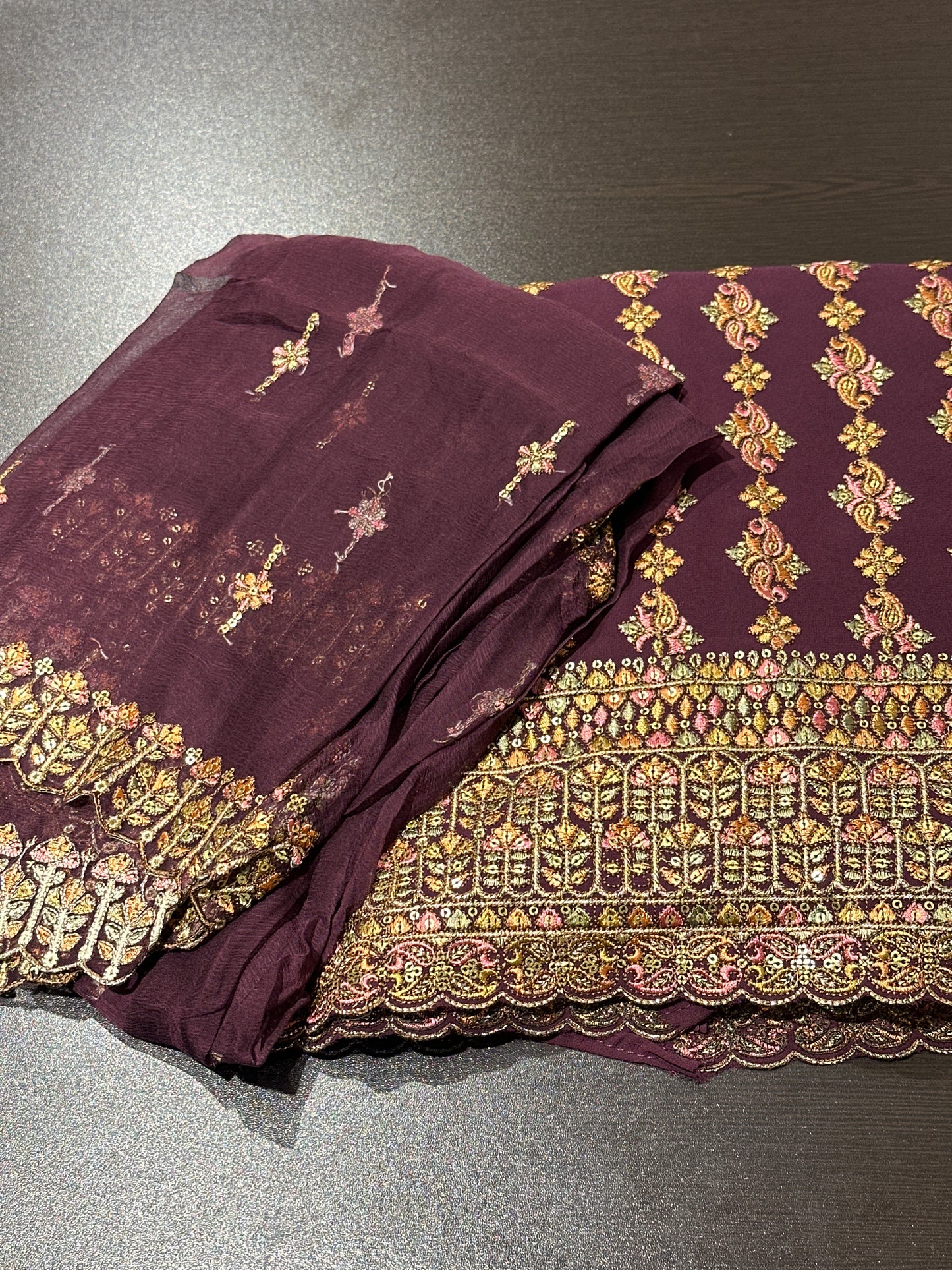 OFFER SALES UNSTITCHED SALWAR SUITS -  IHA 34220
