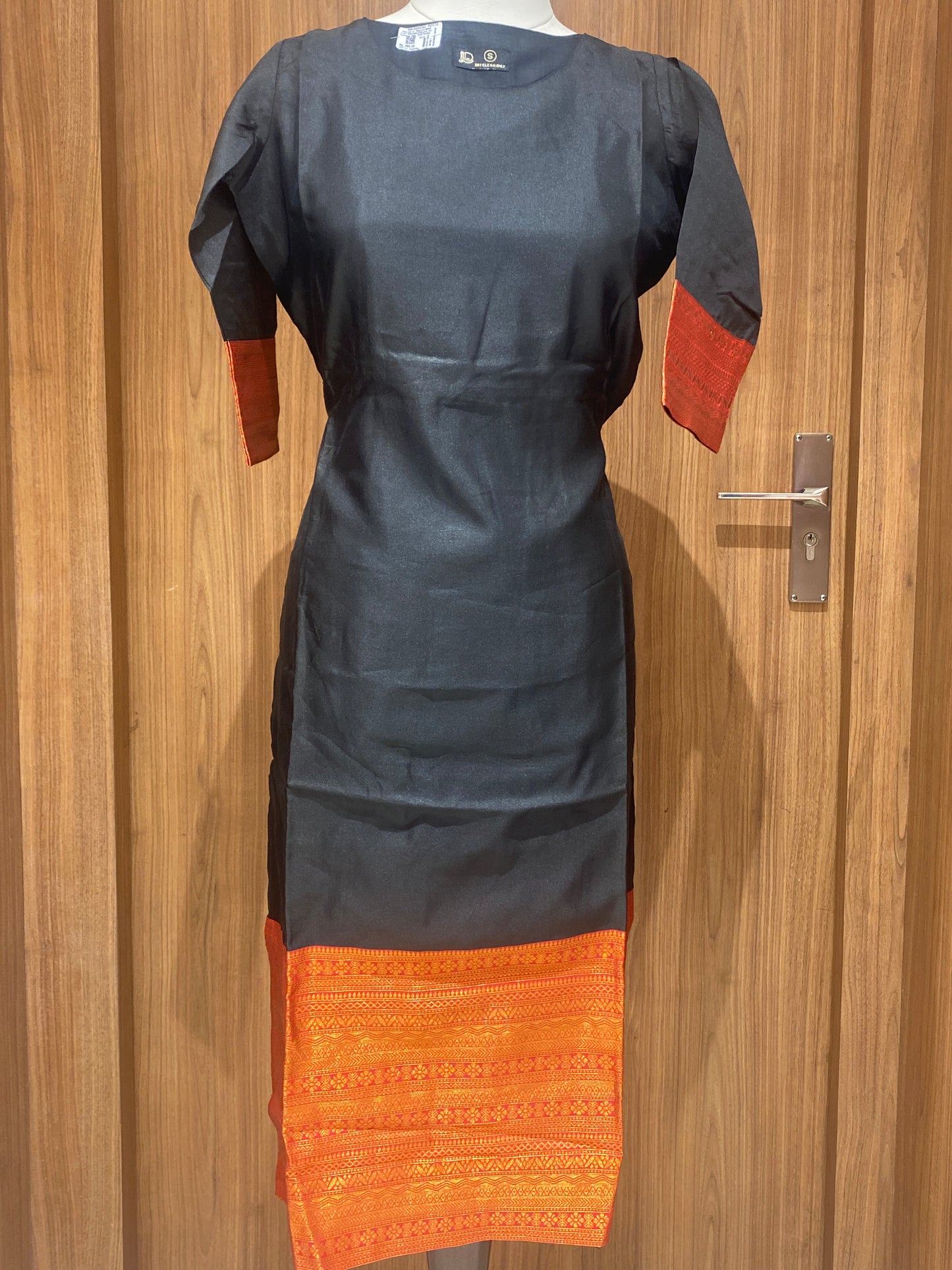 OFFER SALES TOPS COLLECTIONS - IHA 26995