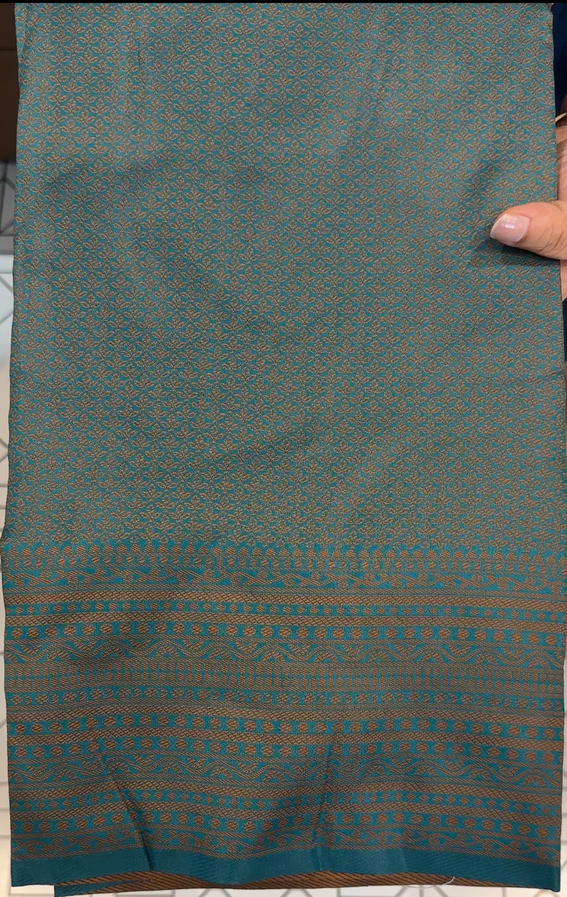 SEMI BANARASI SAREE - IHA 18238