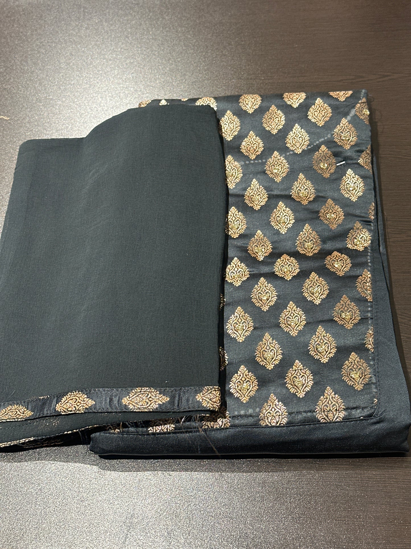 OFFER SALES UNSTITCHED SALWAR SUITS -  IHA 34204