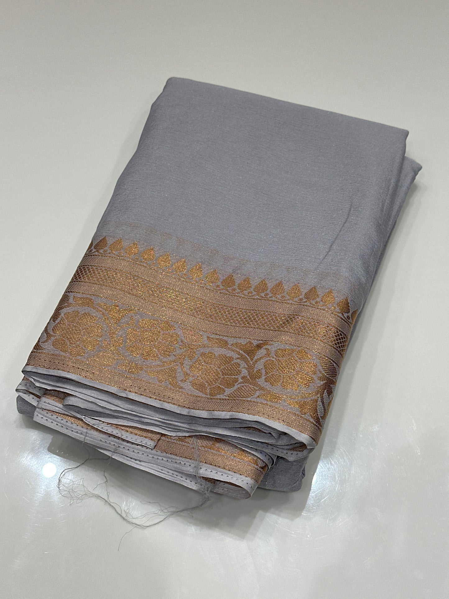 OFFER SALES SAREES - IHA 27171
