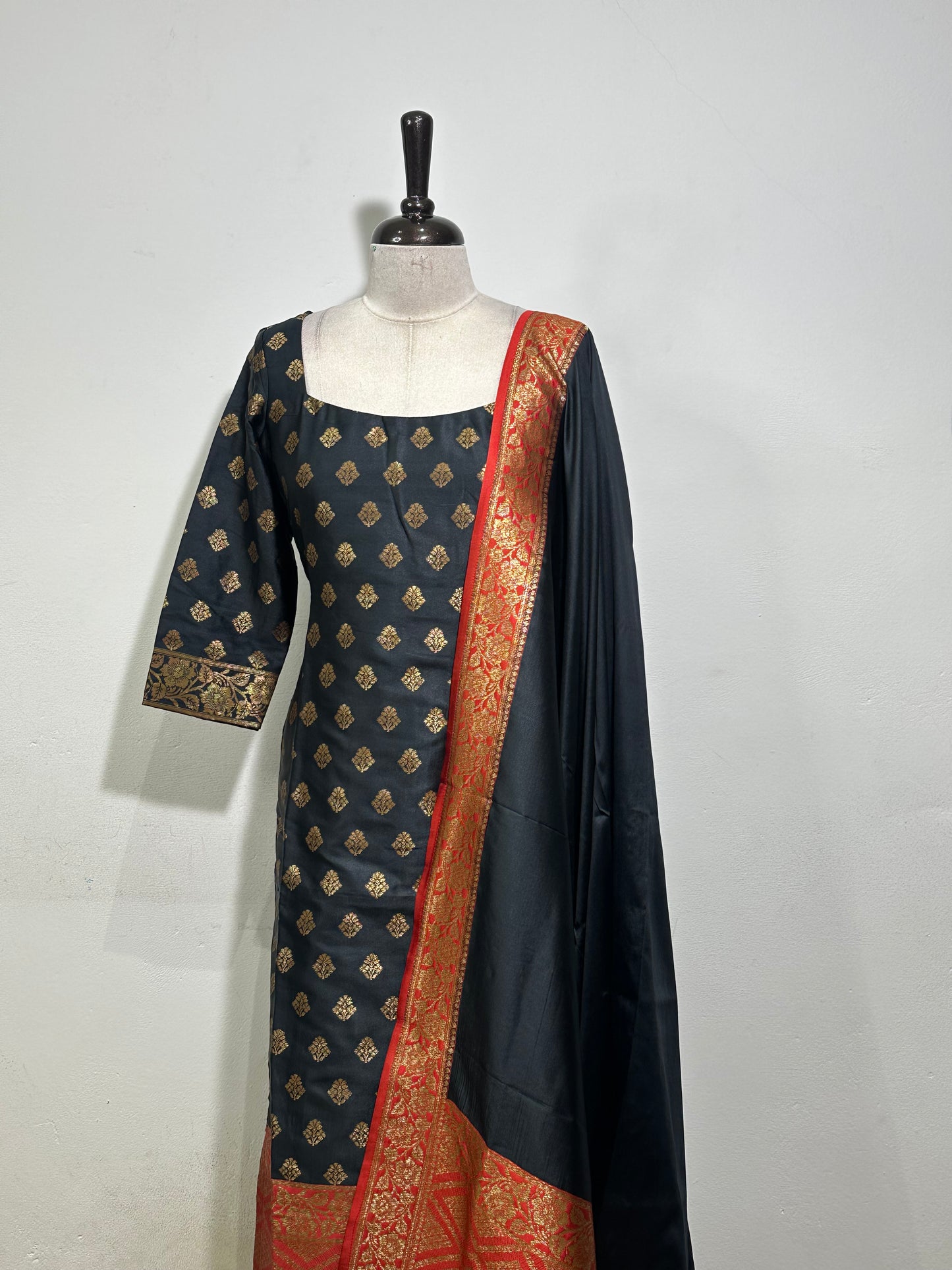 OFFER SALES TOP AND  BOTTOM  -  IHA 34482