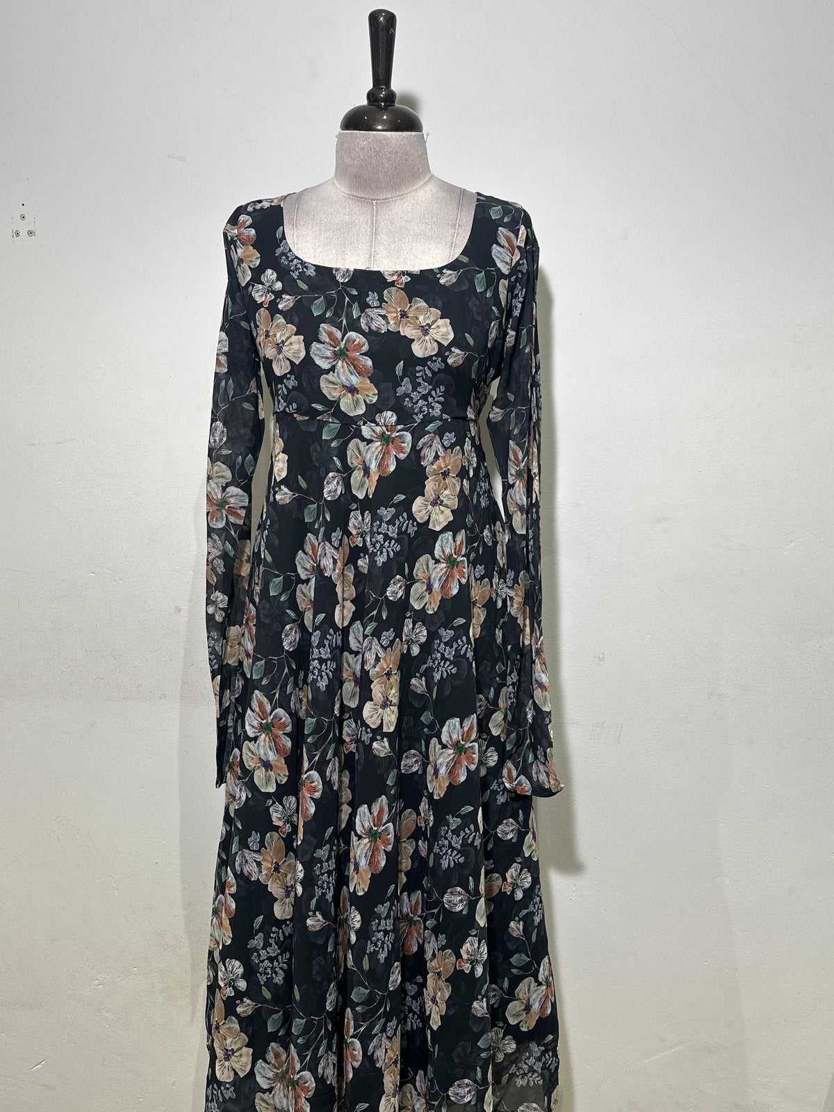 OFFER SALES TOP'S -  IHA 35651
