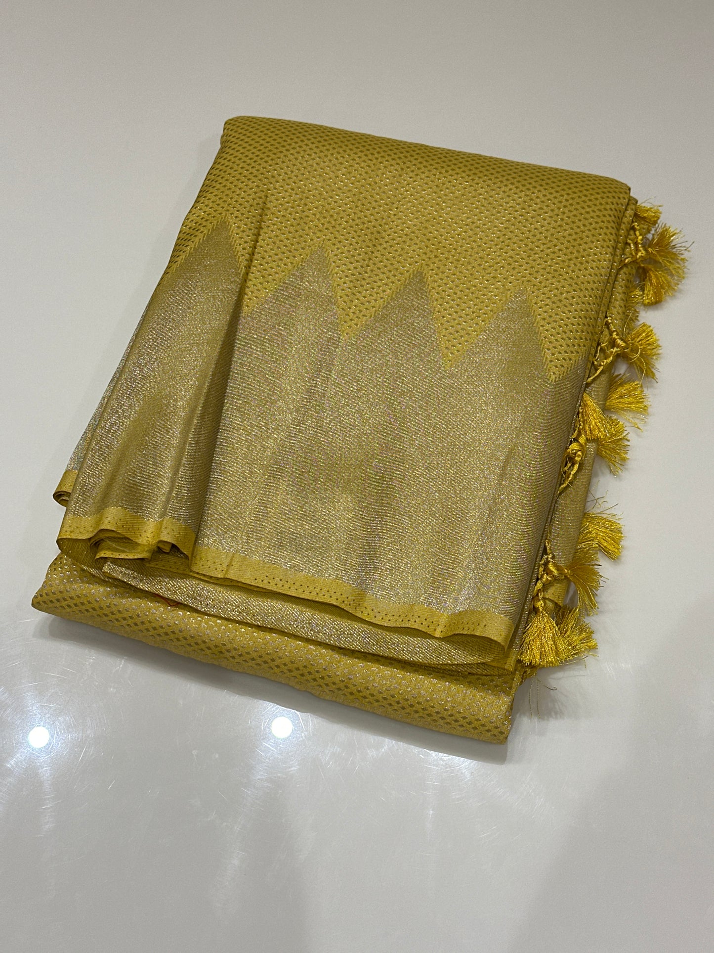 OFFER SALES SAREES - IHA 27131