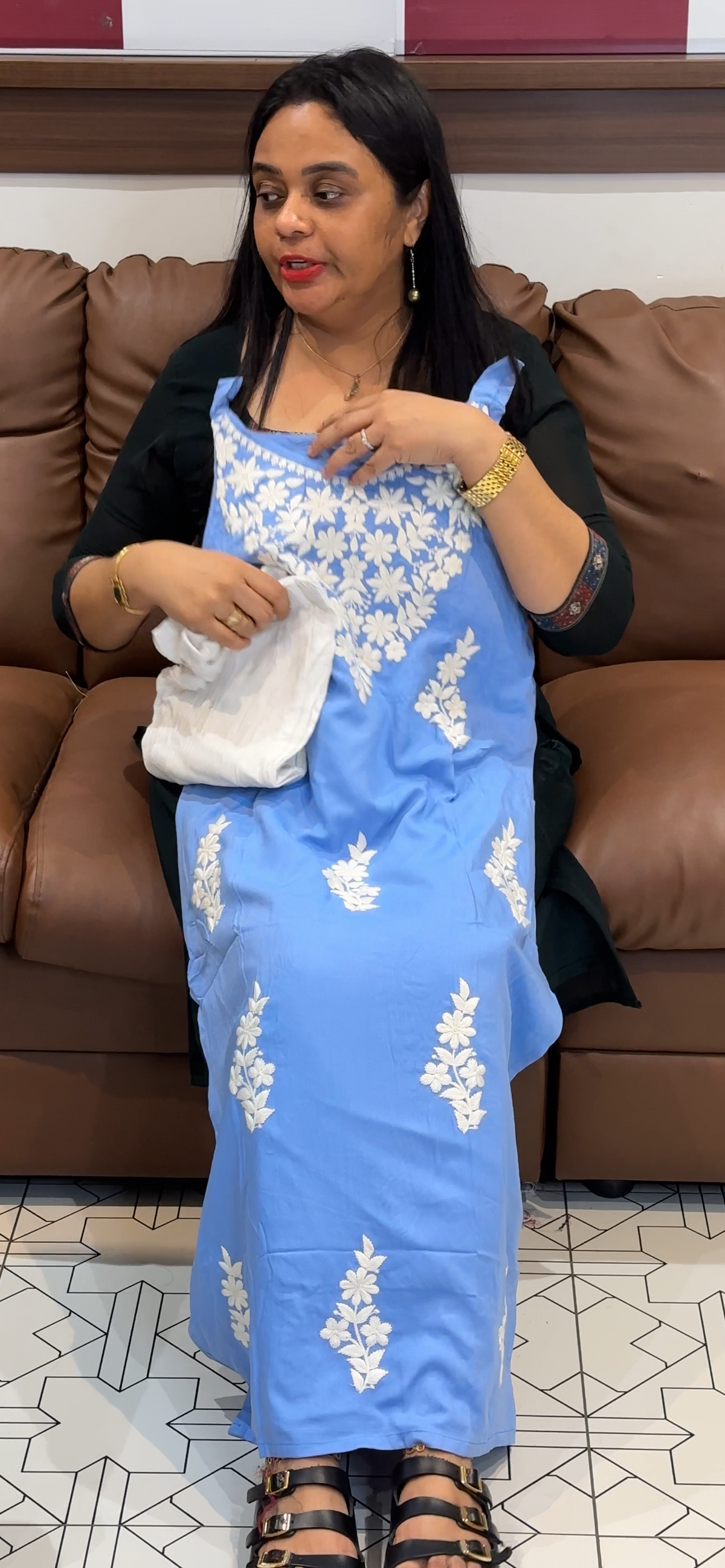 CHIKANKARI TOP AND BOTTOM - IHA 35574