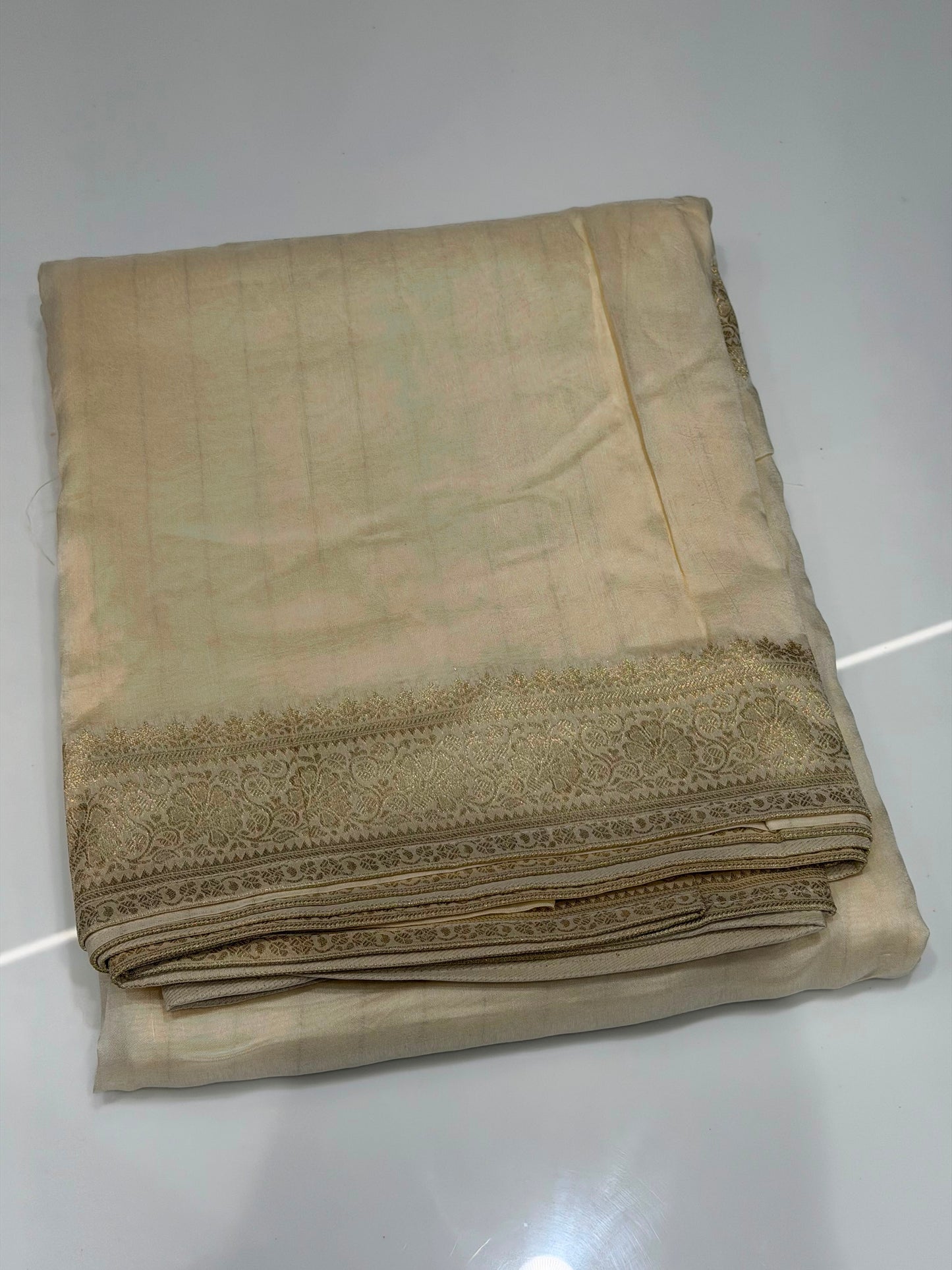 OFFER ONAM SAREES - IHA 34583