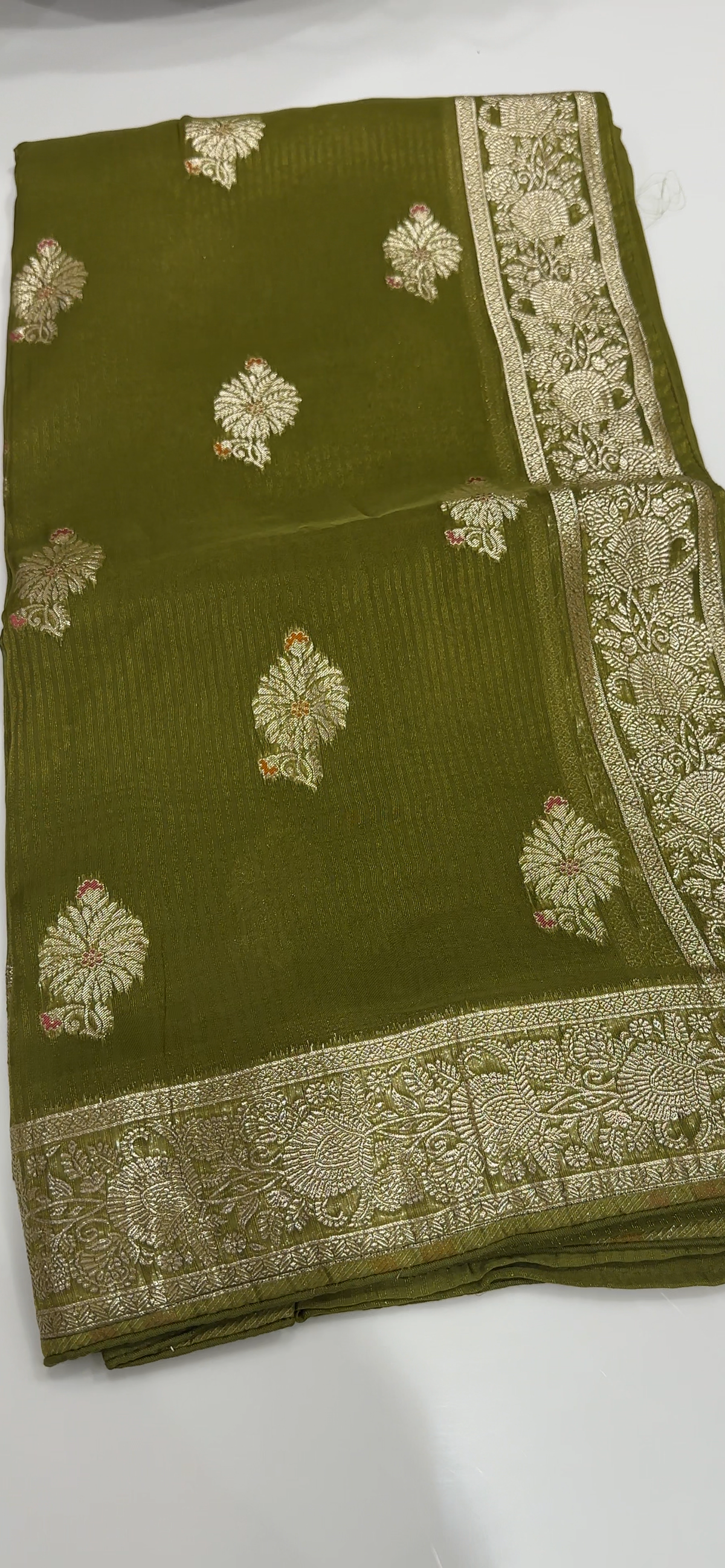 OFFER SALES SAREES - IHA 35496