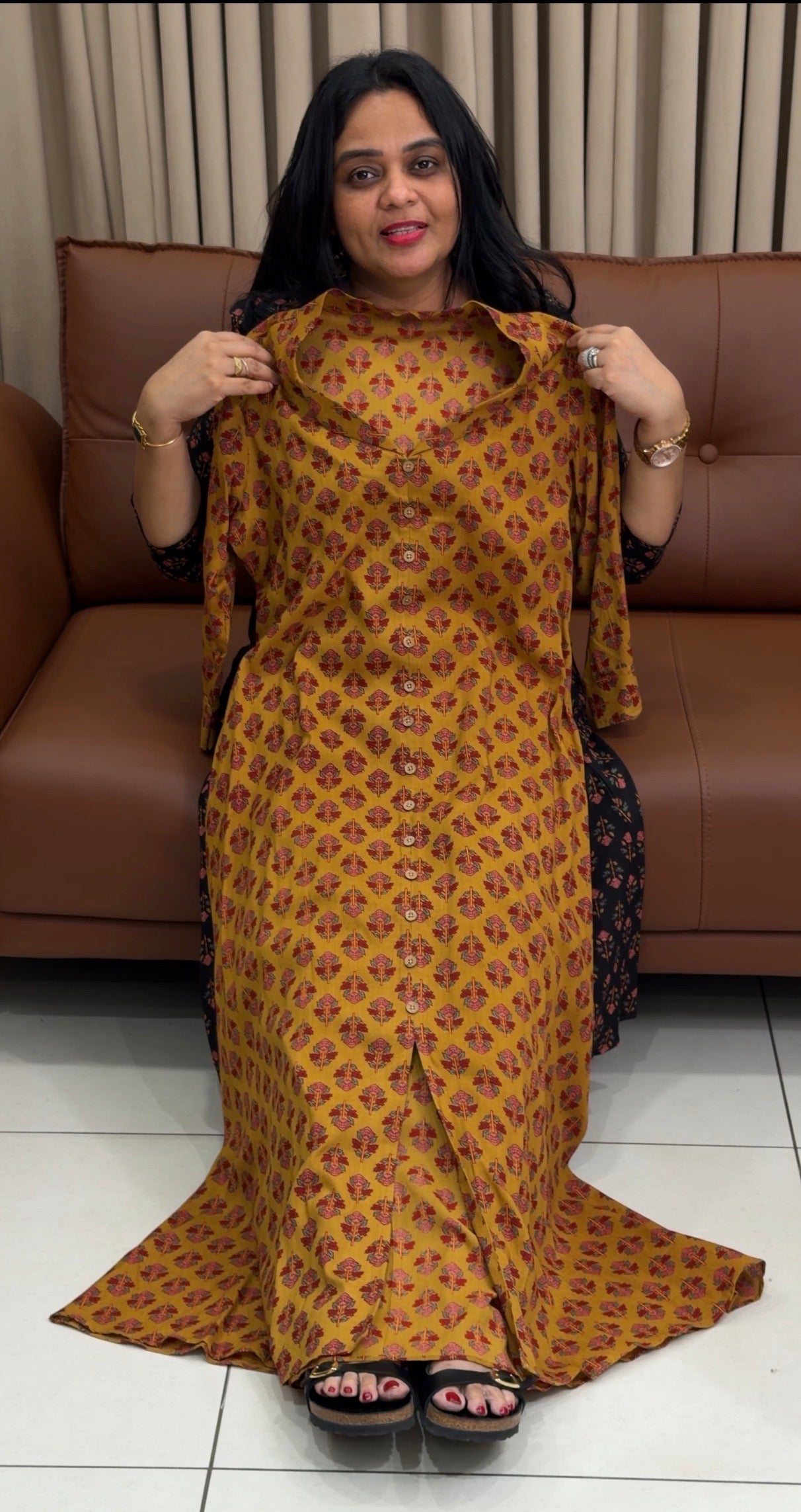 IHA'S IN-HOUSE PRINTED TOPS - IHA 34551