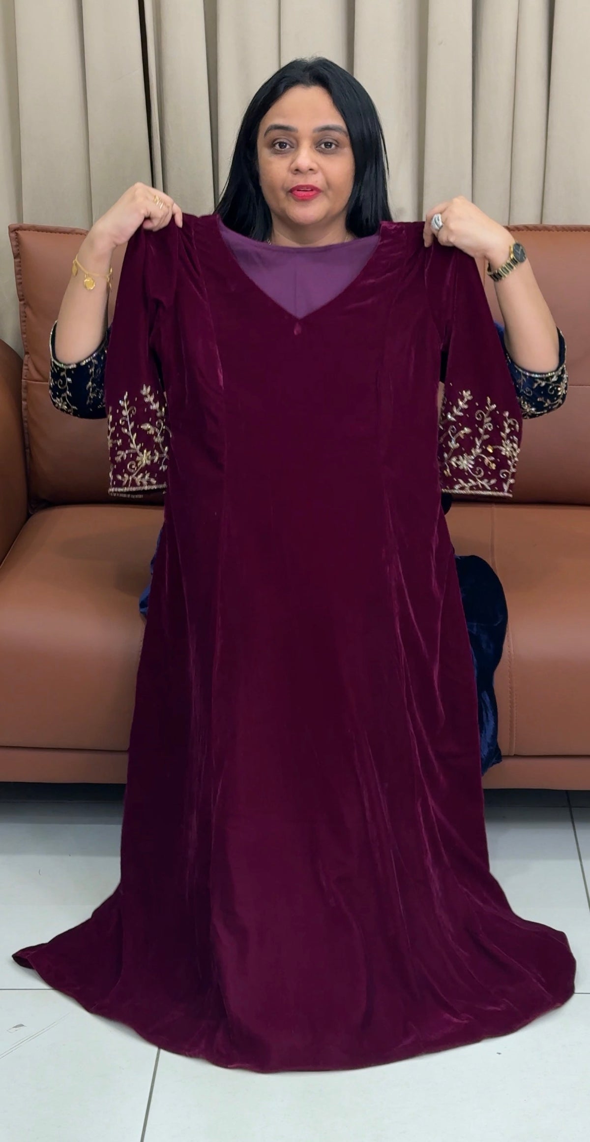 IHA'S IN-HOUSE VELVET ALINE TOPS - IHA 35715