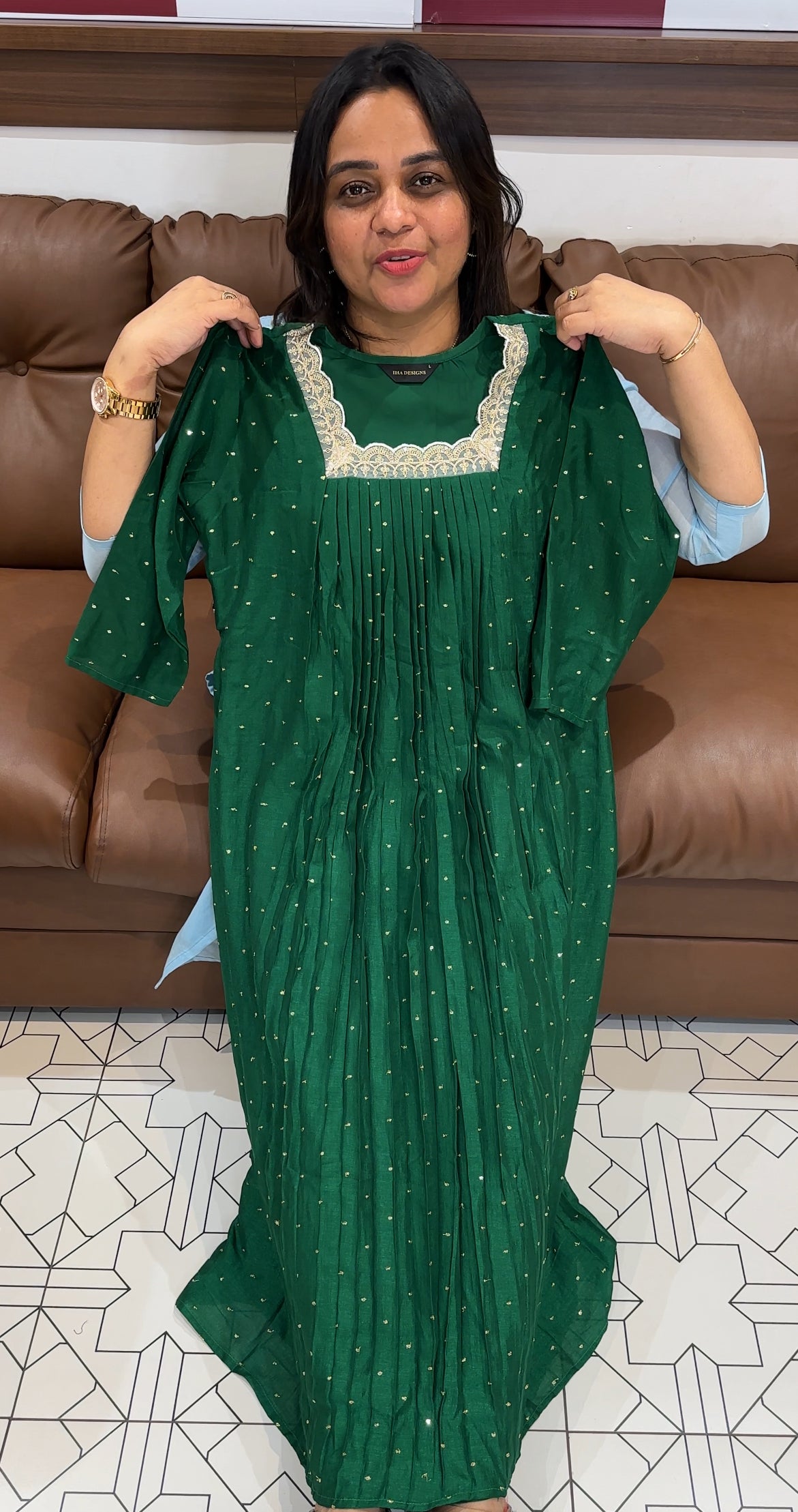 BUDGET BUY LONG A-LINE TOPS - IHA 27302
