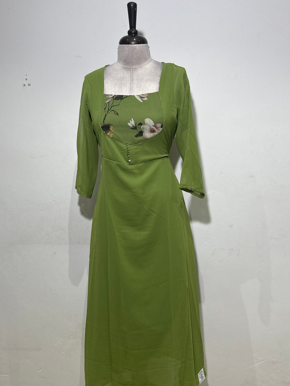 OFFER SALES TOP'S -  IHA 35651