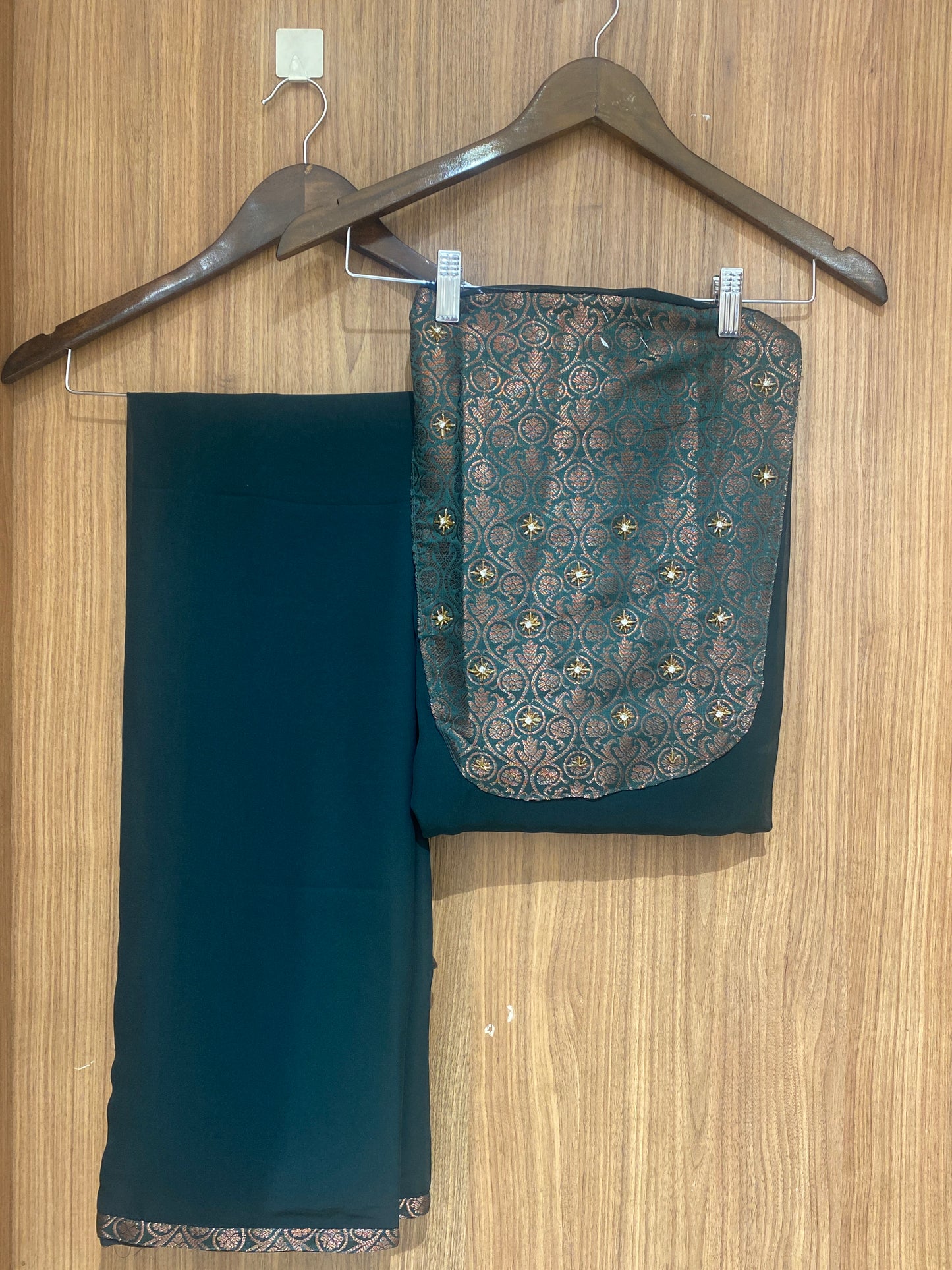 OFFER SALES UNSTITCHED SALWAR SUITS - IHA 26942