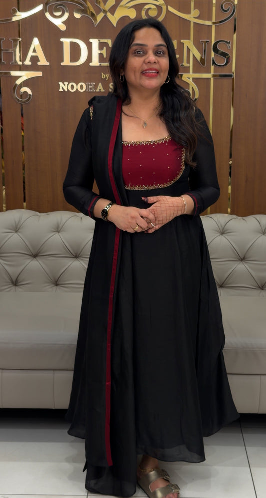 IHA'S IN-HOUSE HAND WORKED ALINE TOP AND DUPATTA - IHA 30406