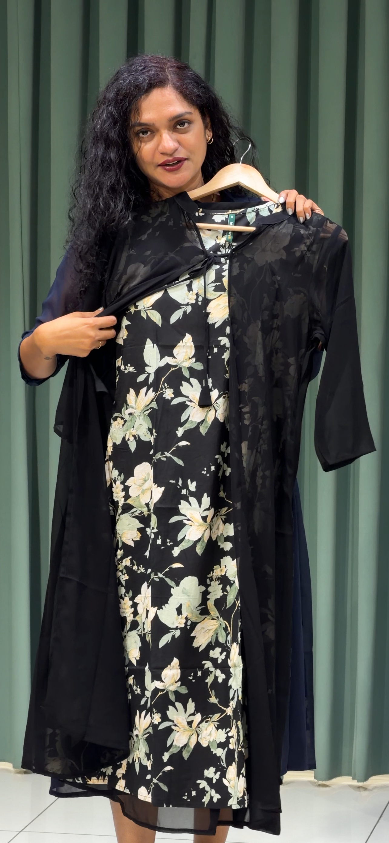 PRINTED TOP AND JACKET - IHA 32776