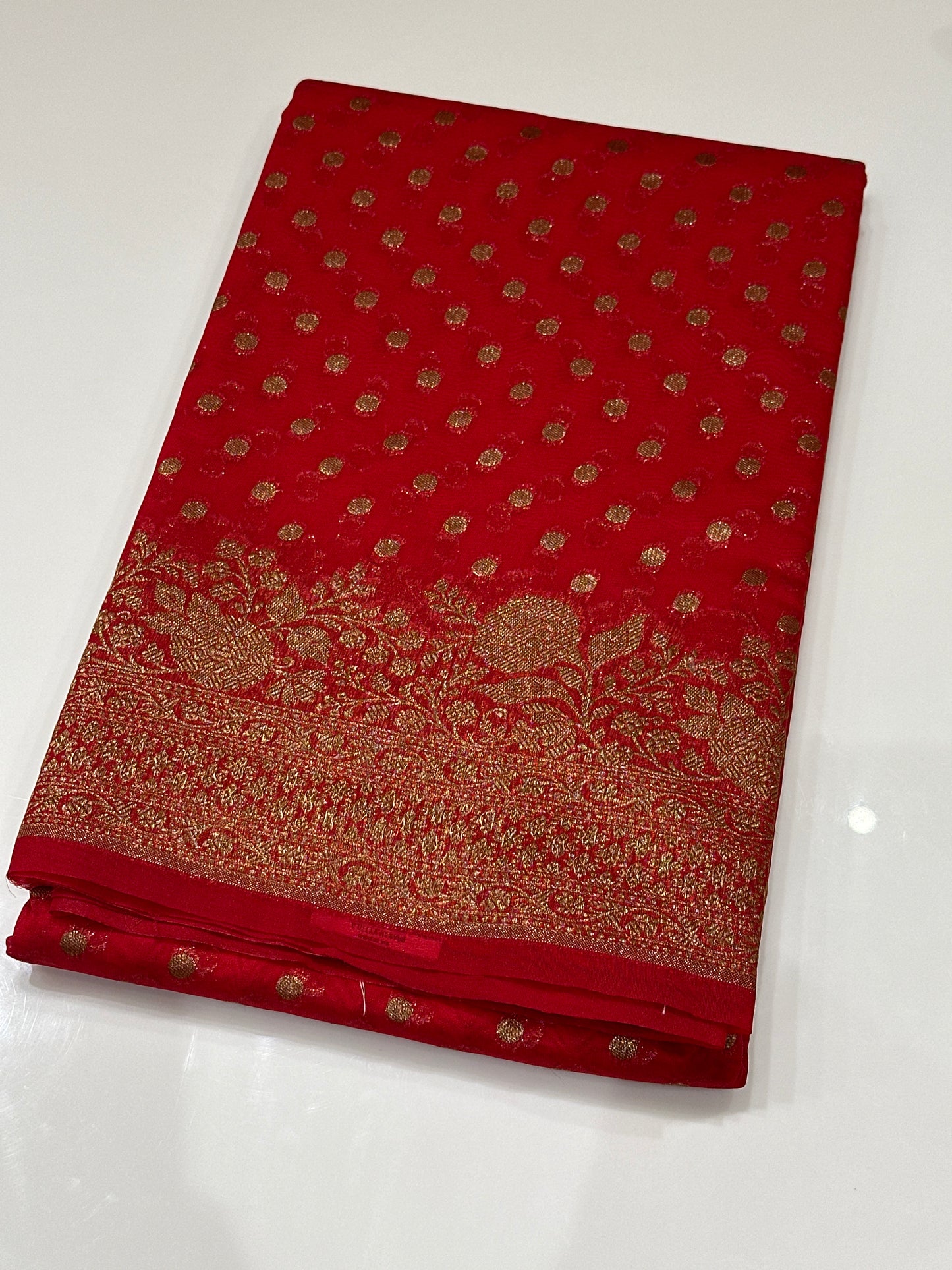 OFFER SALES SAREES - IHA 27137