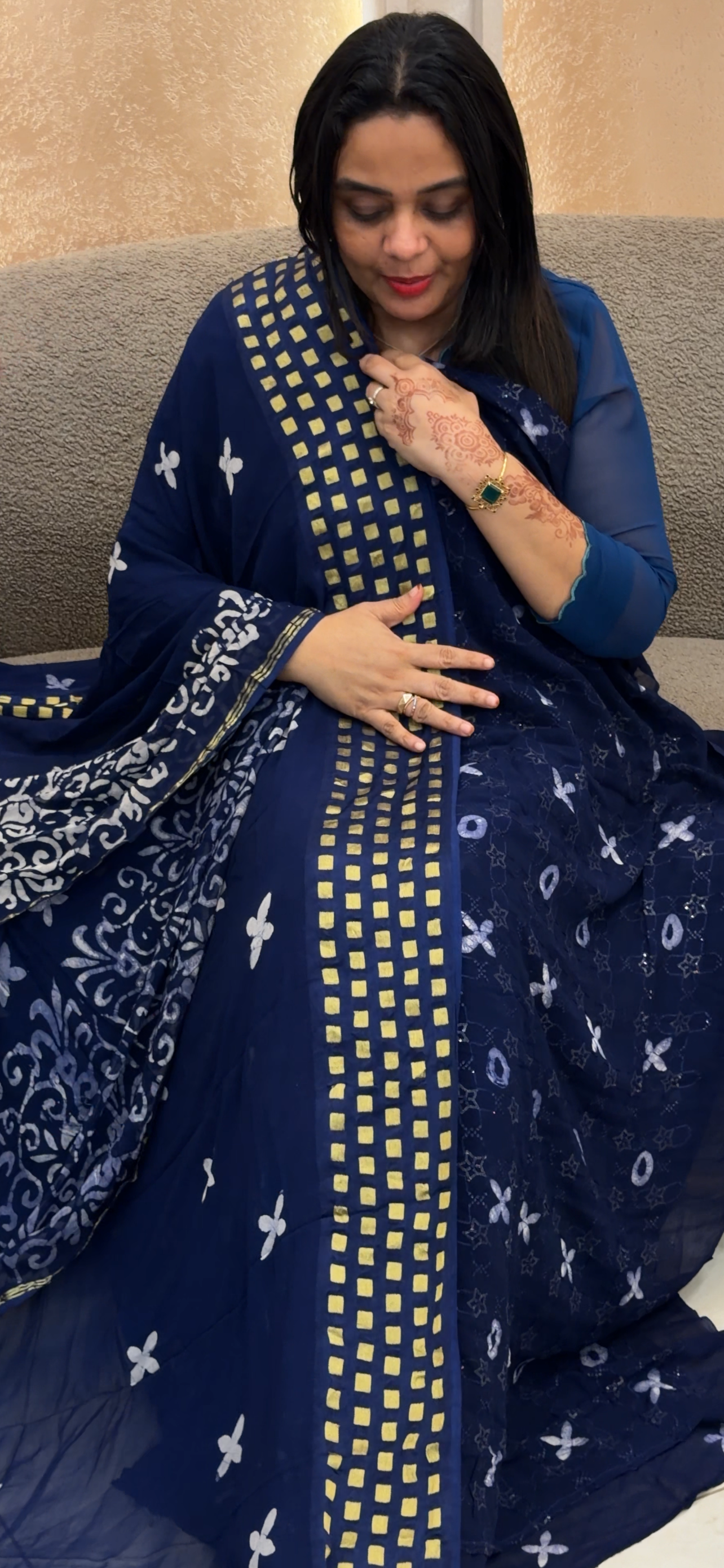 BATIK PRINTED UNSTITCHED SALWAR SUITS - IHA 33096