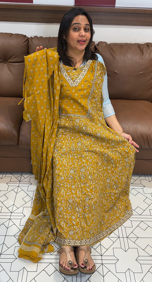 COTTON TOP, BOTTOM AND DUPATTA - IHA 27337