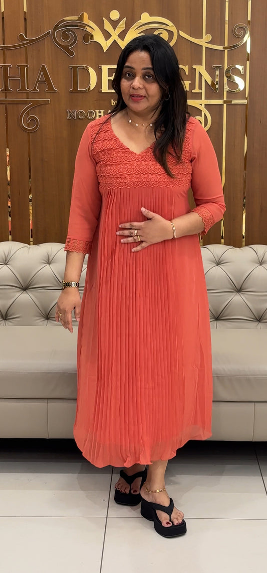 IHA'S IN-HOUSE DESIGNER ALINE TOPS - IHA 28598