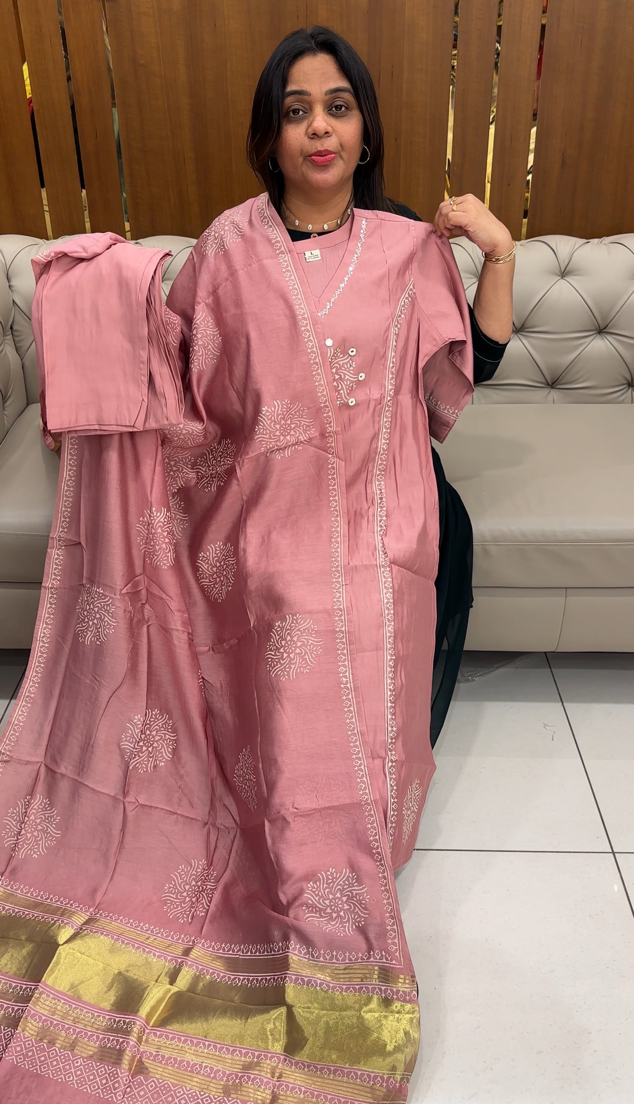 FORWARD MUL CHANDERI TOP, BOTTOM AND DUPATTA - IHA 28342