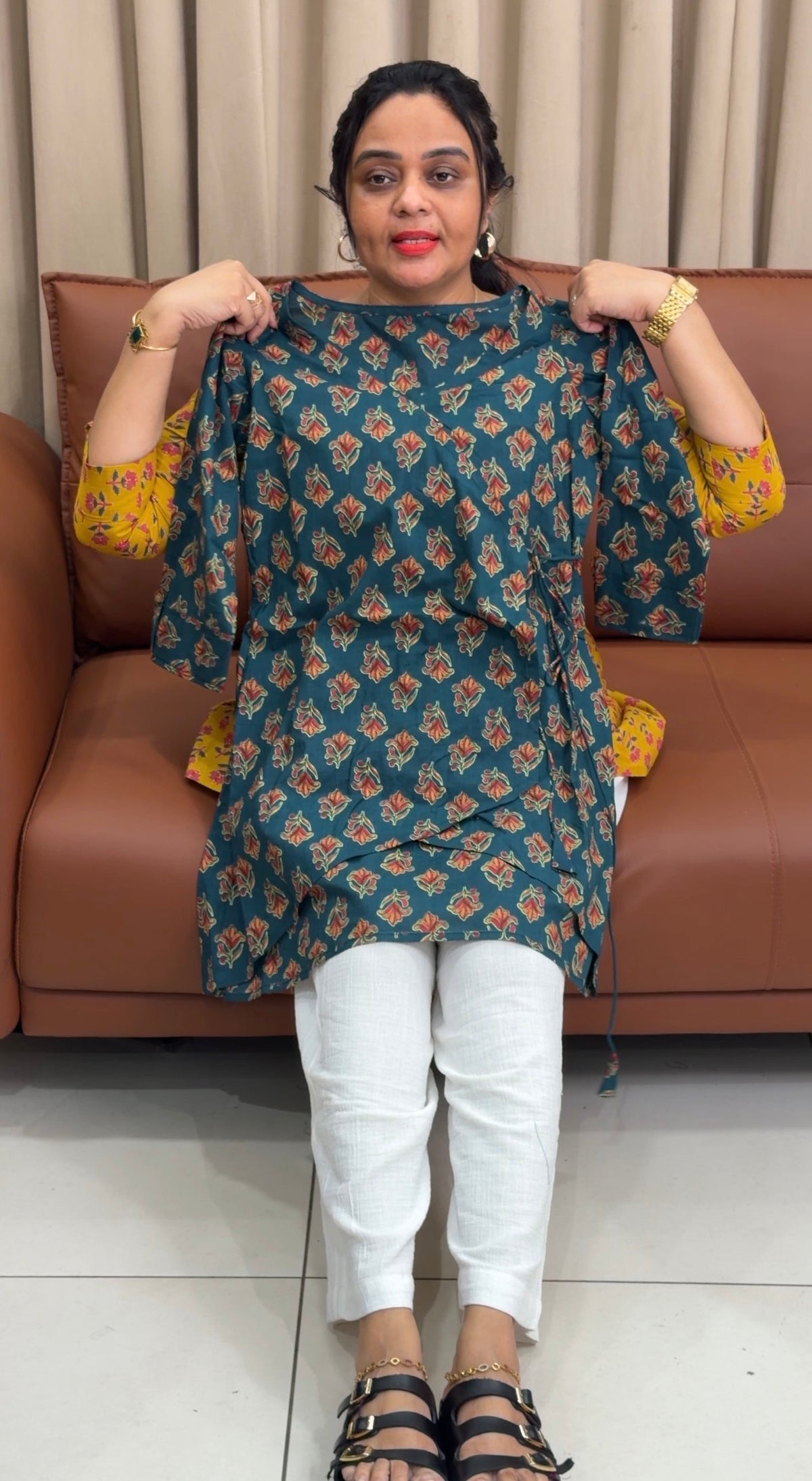 IHA'S IN-HOUSE COTTON PRINTED SHORT TOPS - IHA 35427