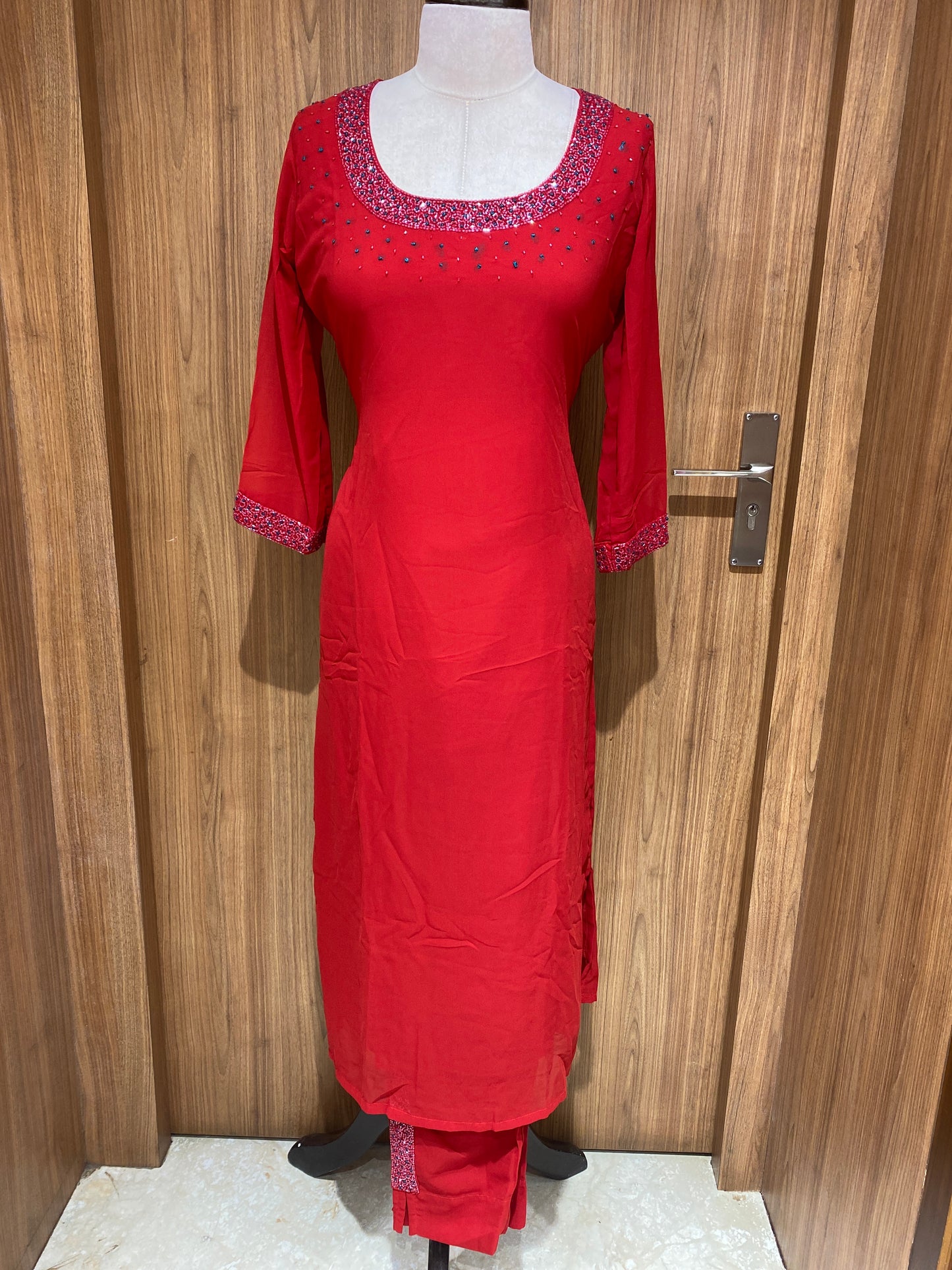 OFFER SALES TOP AND BOTTOM - IHA 27066