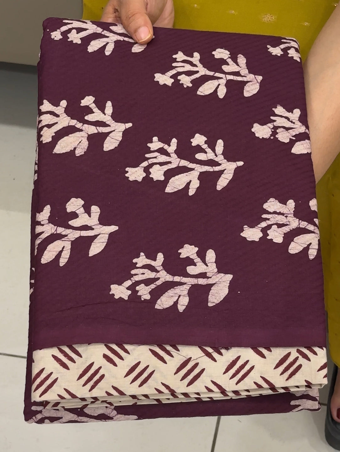 BATIK PRINTED UNSTITCHED SALWAR SUITS - IHA 28574