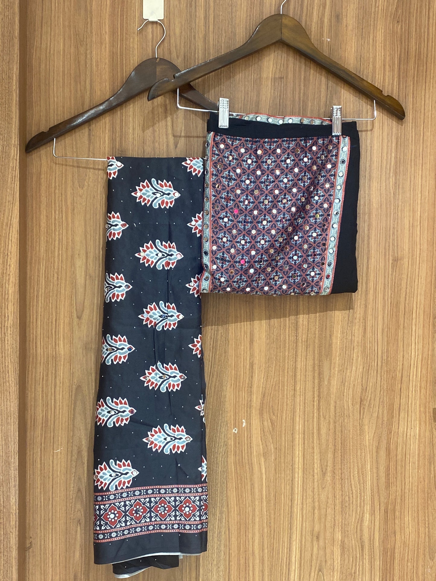 OFFER SALES UNSTITCHED SALWAR SUITS - IHA 26991