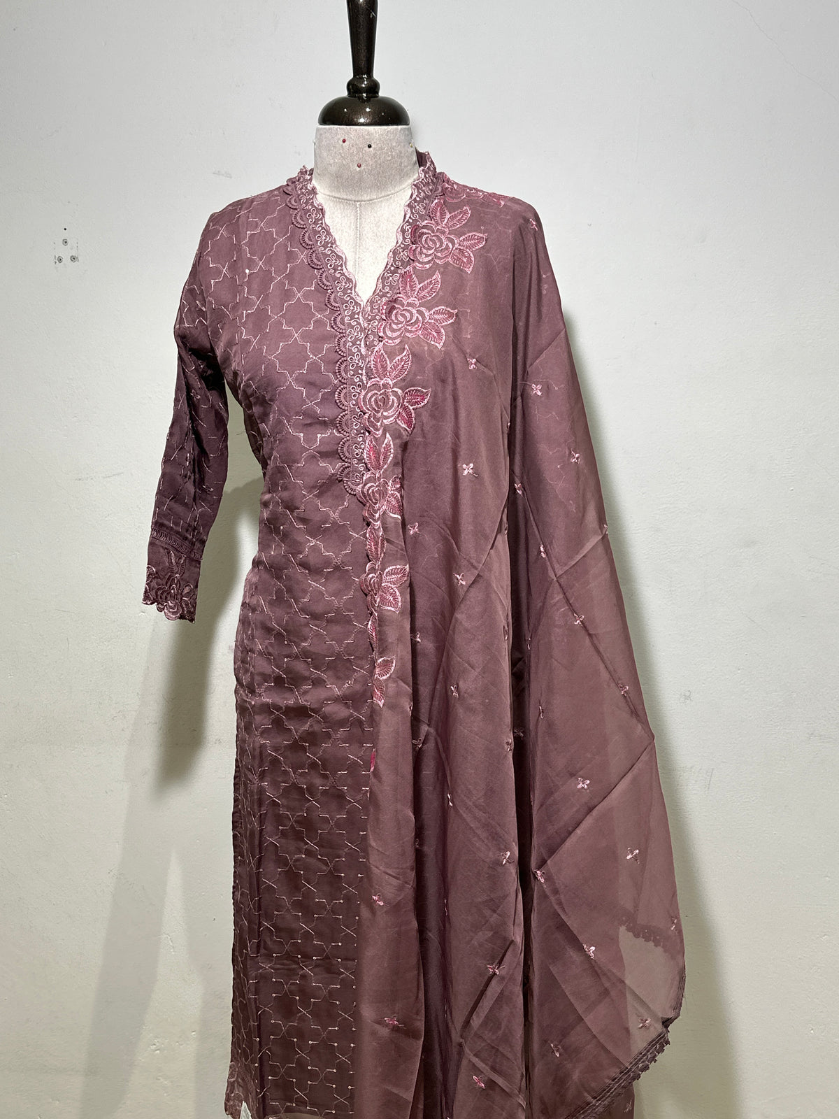 OFFER SALES TOP AND  BOTTOM  -  IHA 35451