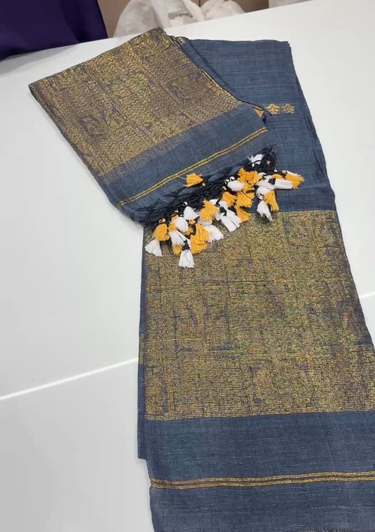 HANDLOOM LINEN TOP AND DUPATTA MATERIAL - IHA 35425
